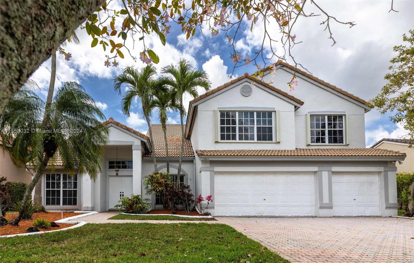 19402 NW 11th St, Pembroke Pines, Florida 33029, 5 Bedrooms Bedrooms, ,3 BathroomsBathrooms,Residential,For Sale,19402 NW 11th St,A11558032