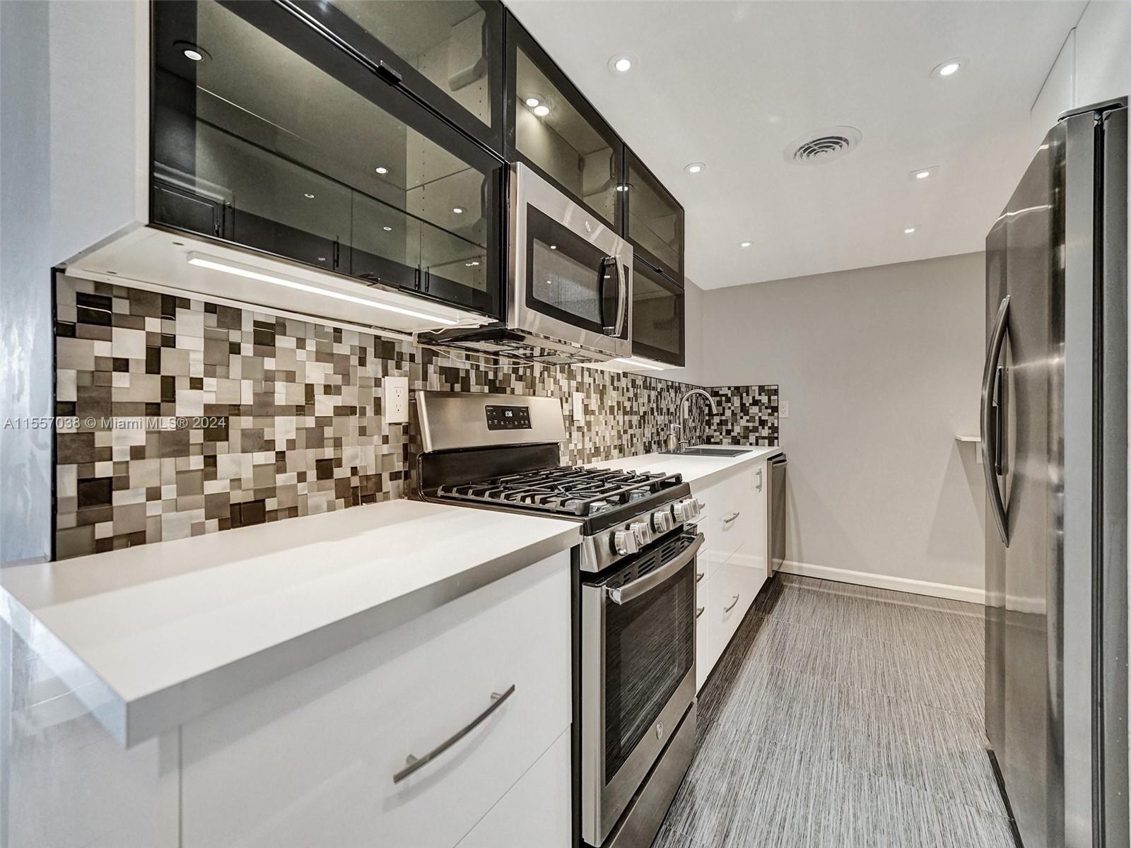 3140 S Ocean Dr 2002, Hallandale Beach, Florida 33009, 1 Bedroom Bedrooms, ,1 BathroomBathrooms,Residential,For Sale,3140 S Ocean Dr 2002,A11557038