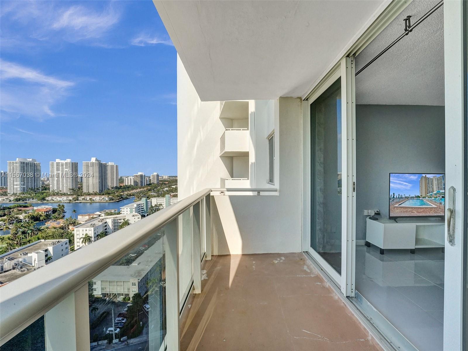 3140 S Ocean Dr 2002, Hallandale Beach, Florida 33009, 1 Bedroom Bedrooms, ,1 BathroomBathrooms,Residential,For Sale,3140 S Ocean Dr 2002,A11557038