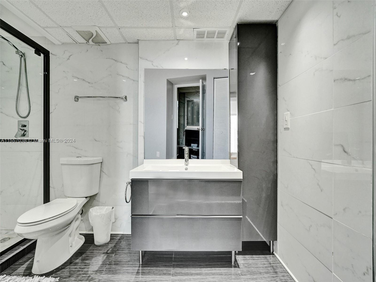 3140 S Ocean Dr 2002, Hallandale Beach, Florida 33009, 1 Bedroom Bedrooms, ,1 BathroomBathrooms,Residential,For Sale,3140 S Ocean Dr 2002,A11557038