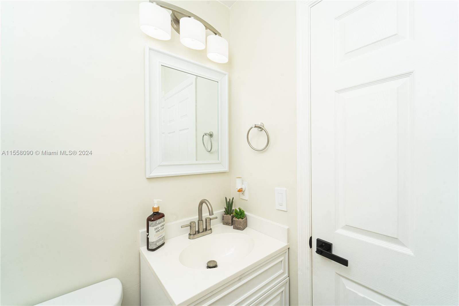 Listing Photo 19