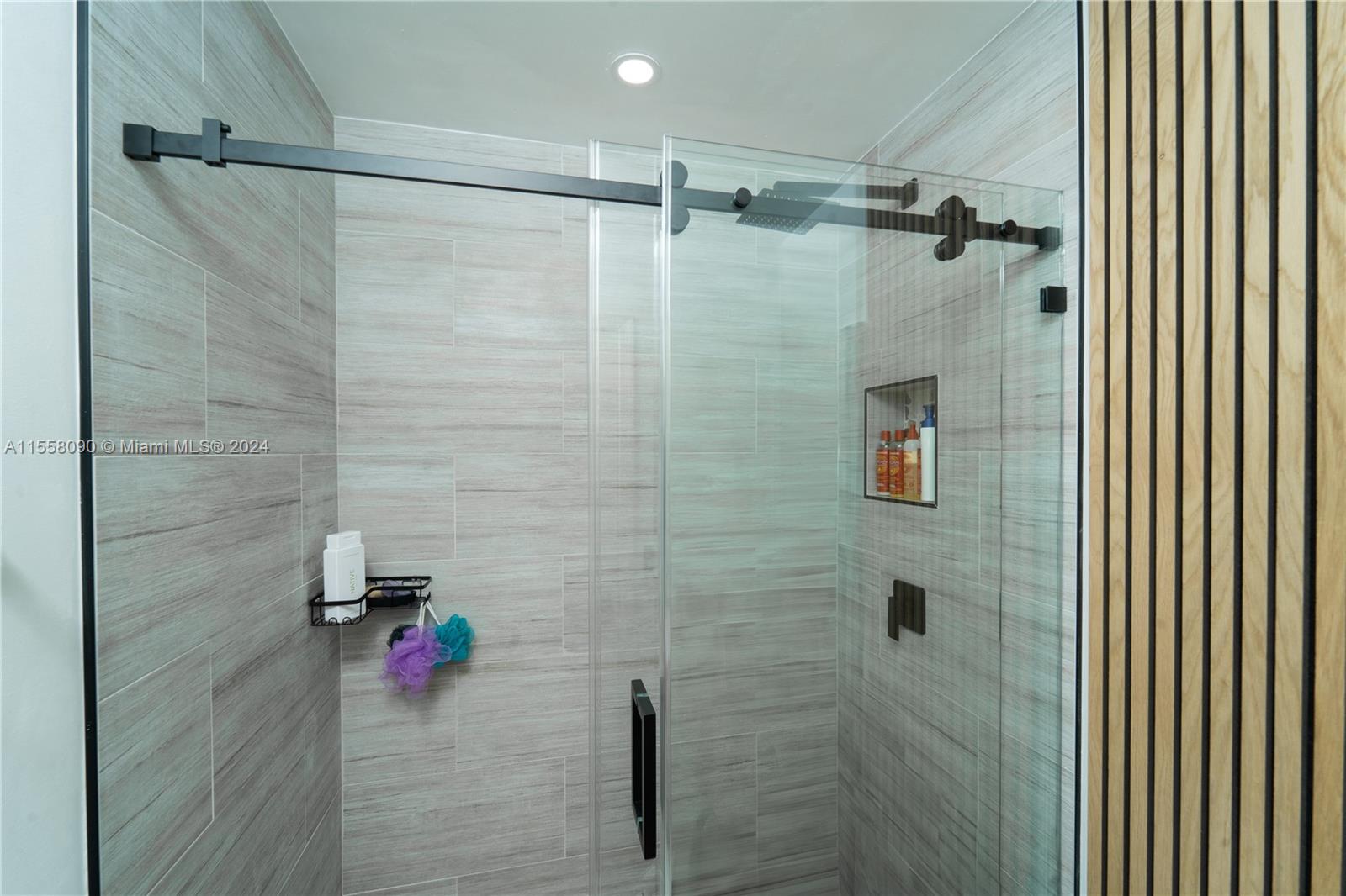 Listing Photo 23