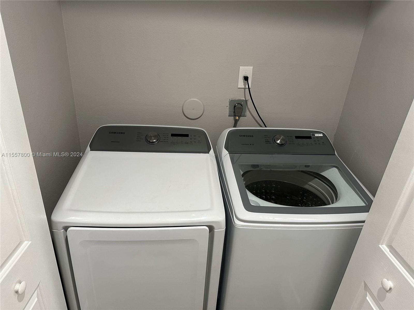 2278 NE 42nd Ave, Homestead, Florida 33033, 3 Bedrooms Bedrooms, ,3 BathroomsBathrooms,Residential,For Sale,2278 NE 42nd Ave,A11557800