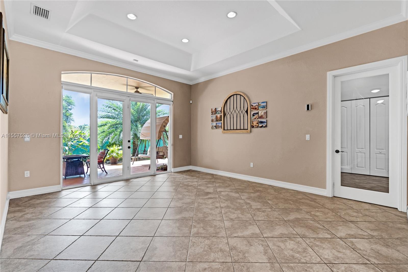 5662 SW 103rd Ct, Miami, Florida 33173, 5 Bedrooms Bedrooms, ,4 BathroomsBathrooms,Residential,For Sale,5662 SW 103rd Ct,A11557526