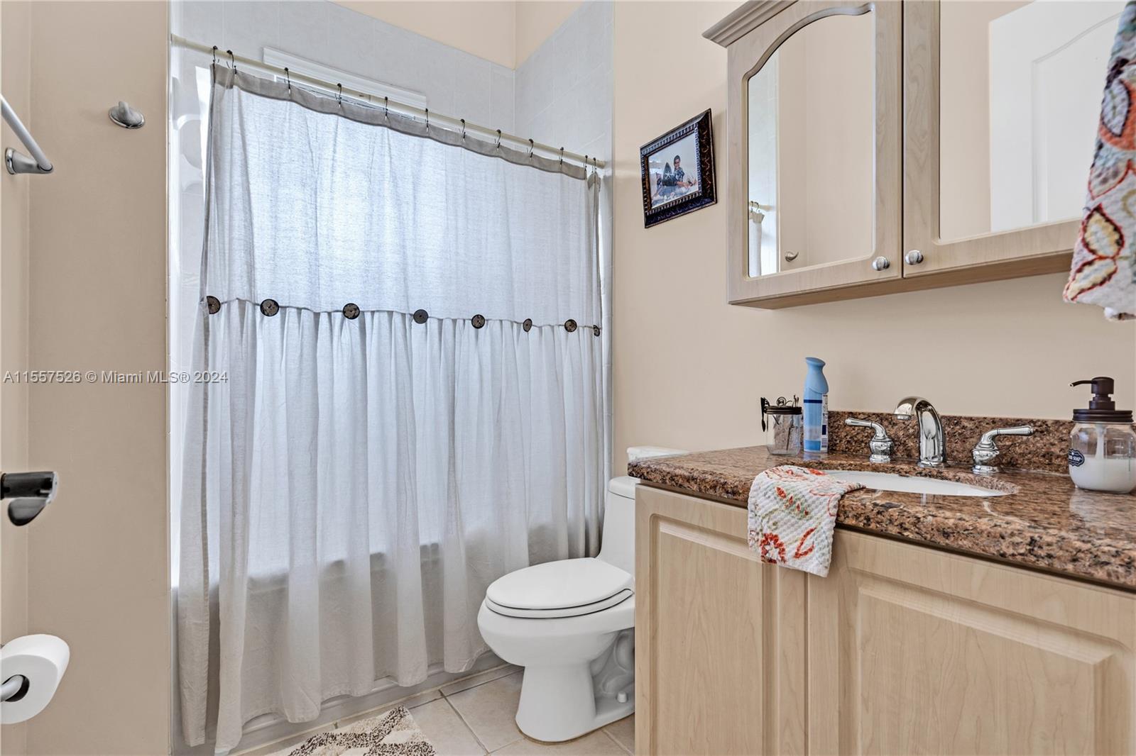 5662 SW 103rd Ct, Miami, Florida 33173, 5 Bedrooms Bedrooms, ,4 BathroomsBathrooms,Residential,For Sale,5662 SW 103rd Ct,A11557526
