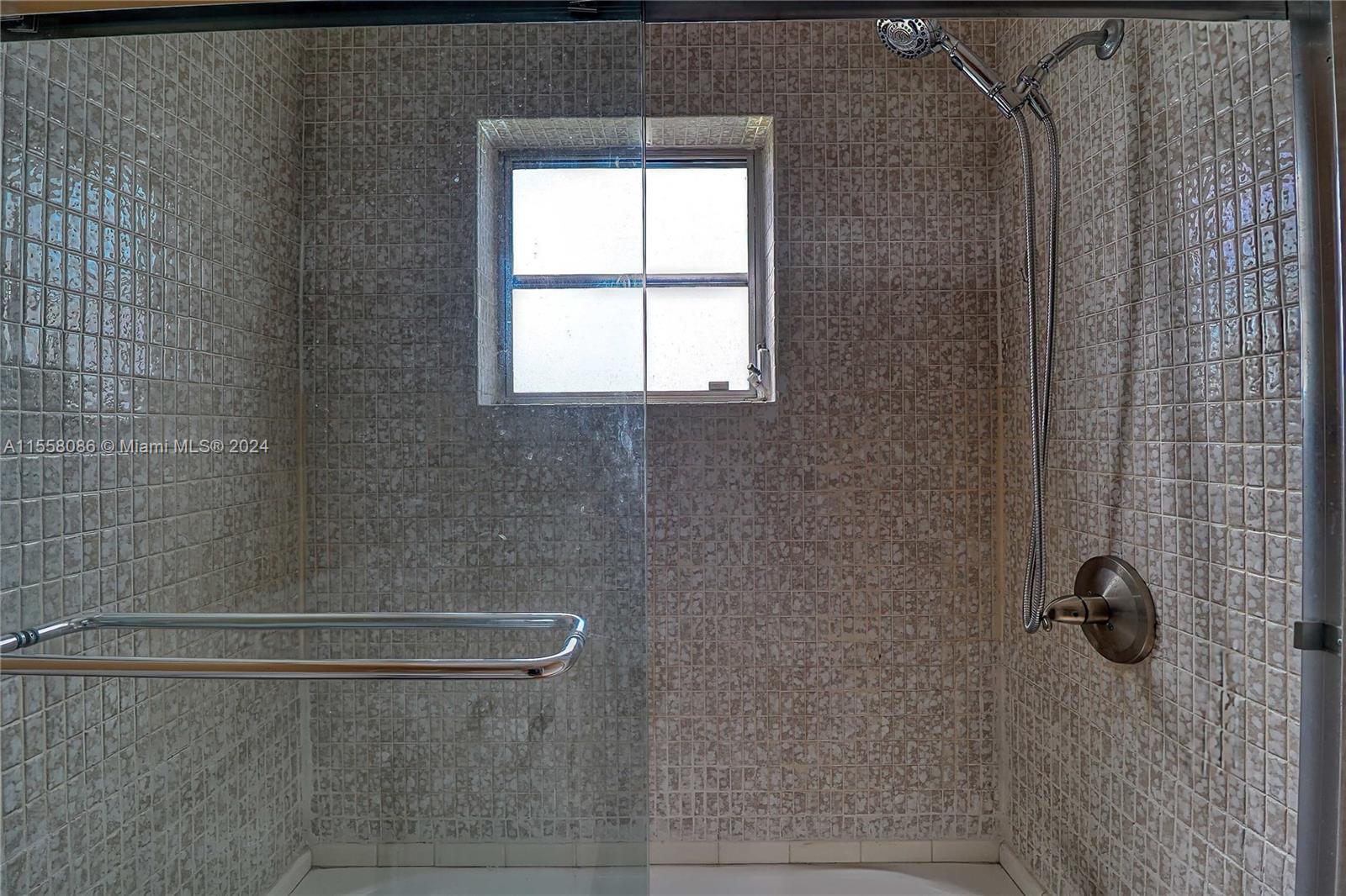 5300 Washington St L234, Hollywood, Florida 33021, 1 Bedroom Bedrooms, ,1 BathroomBathrooms,Residential,For Sale,5300 Washington St L234,A11558086