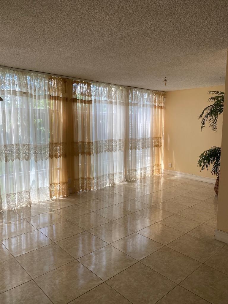 2001 Atlantic Shores Blvd 311, Hallandale Beach, Florida 33009, 1 Bedroom Bedrooms, ,1 BathroomBathrooms,Residential,For Sale,2001 Atlantic Shores Blvd 311,A11557961