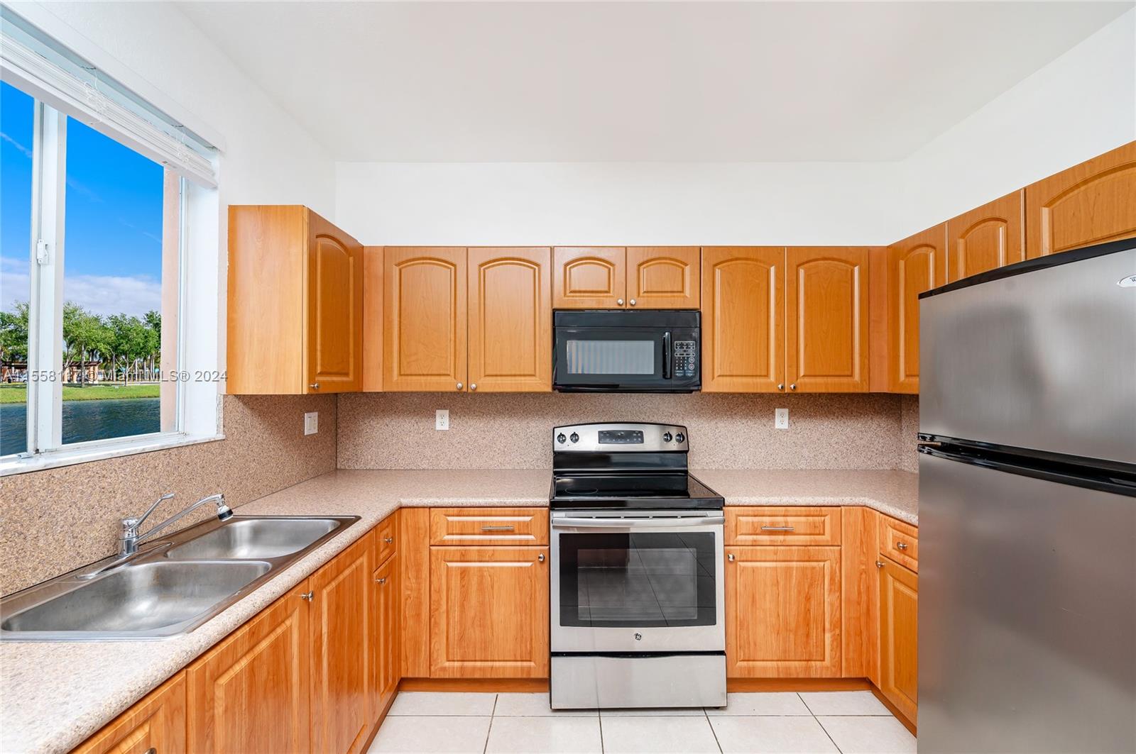 2759 SE 15th Rd 99, Homestead, Florida 33035, 3 Bedrooms Bedrooms, ,2 BathroomsBathrooms,Residential,For Sale,2759 SE 15th Rd 99,A11558117