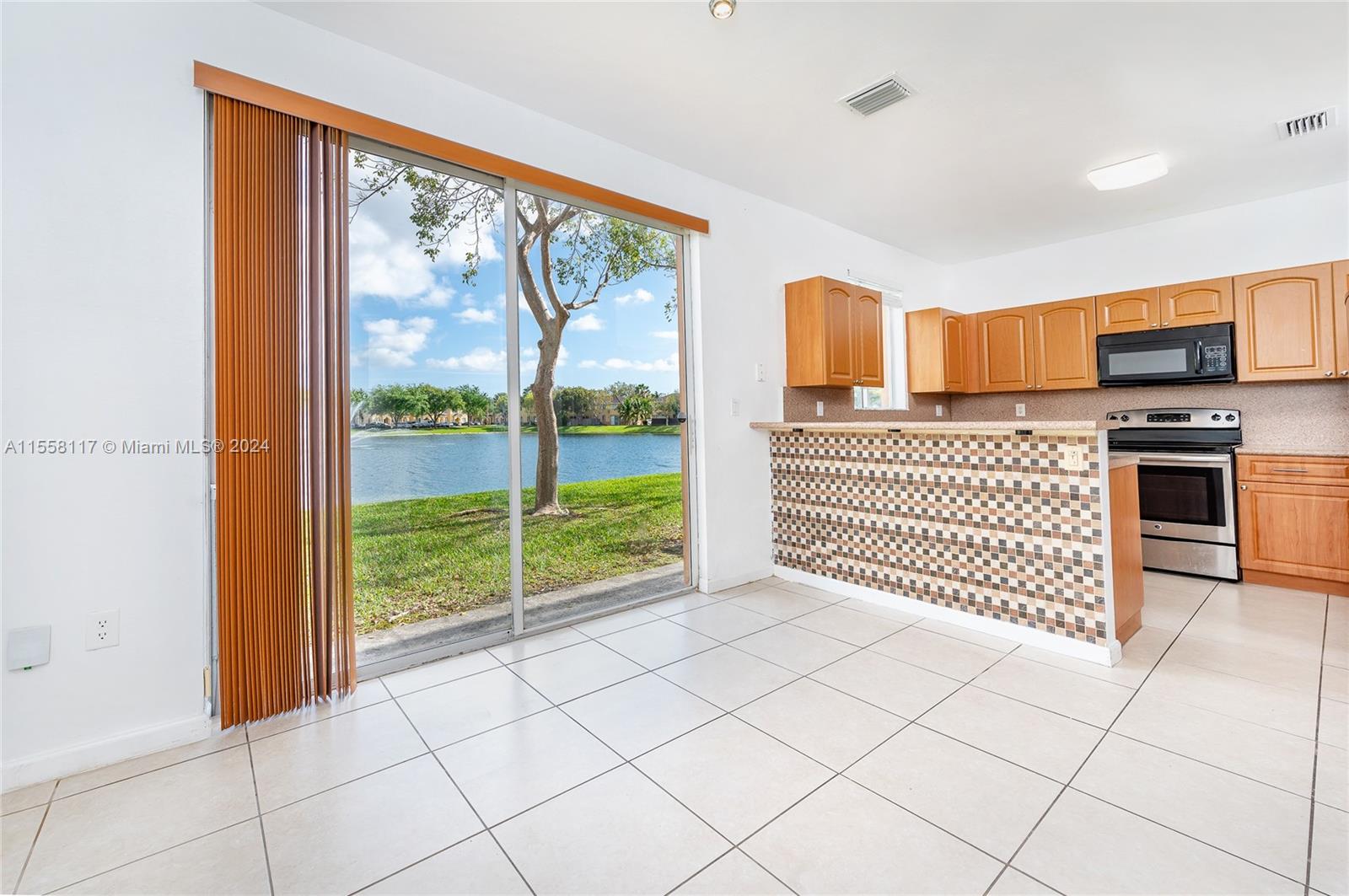 2759 SE 15th Rd 99, Homestead, Florida 33035, 3 Bedrooms Bedrooms, ,2 BathroomsBathrooms,Residential,For Sale,2759 SE 15th Rd 99,A11558117