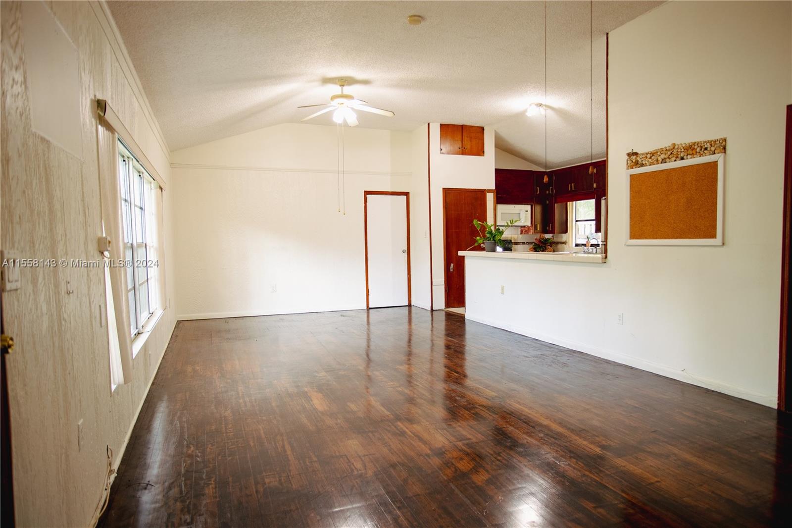 8361 NE 3rd Ave, Miami, Florida 33138, 3 Bedrooms Bedrooms, ,2 BathroomsBathrooms,Residentiallease,For Rent,8361 NE 3rd Ave,A11558143