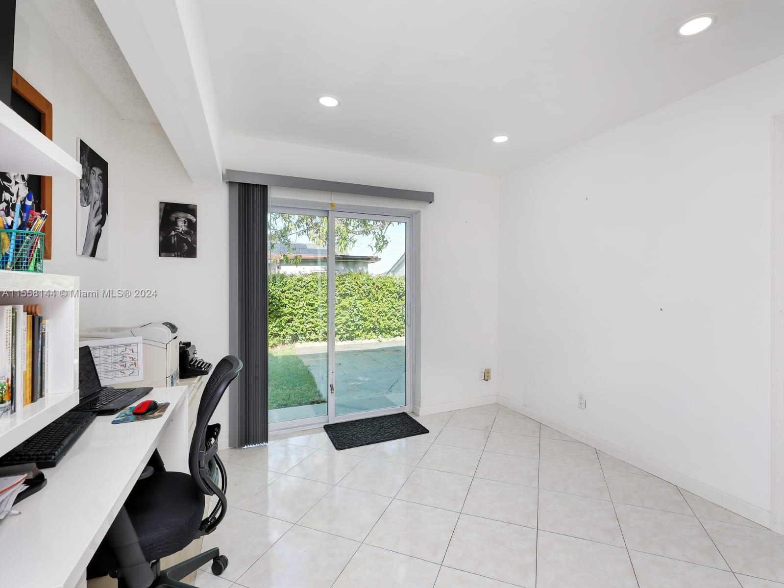 7005 NW 95th Ave, Tamarac, Florida 33321, 3 Bedrooms Bedrooms, ,2 BathroomsBathrooms,Residential,For Sale,7005 NW 95th Ave,A11558144