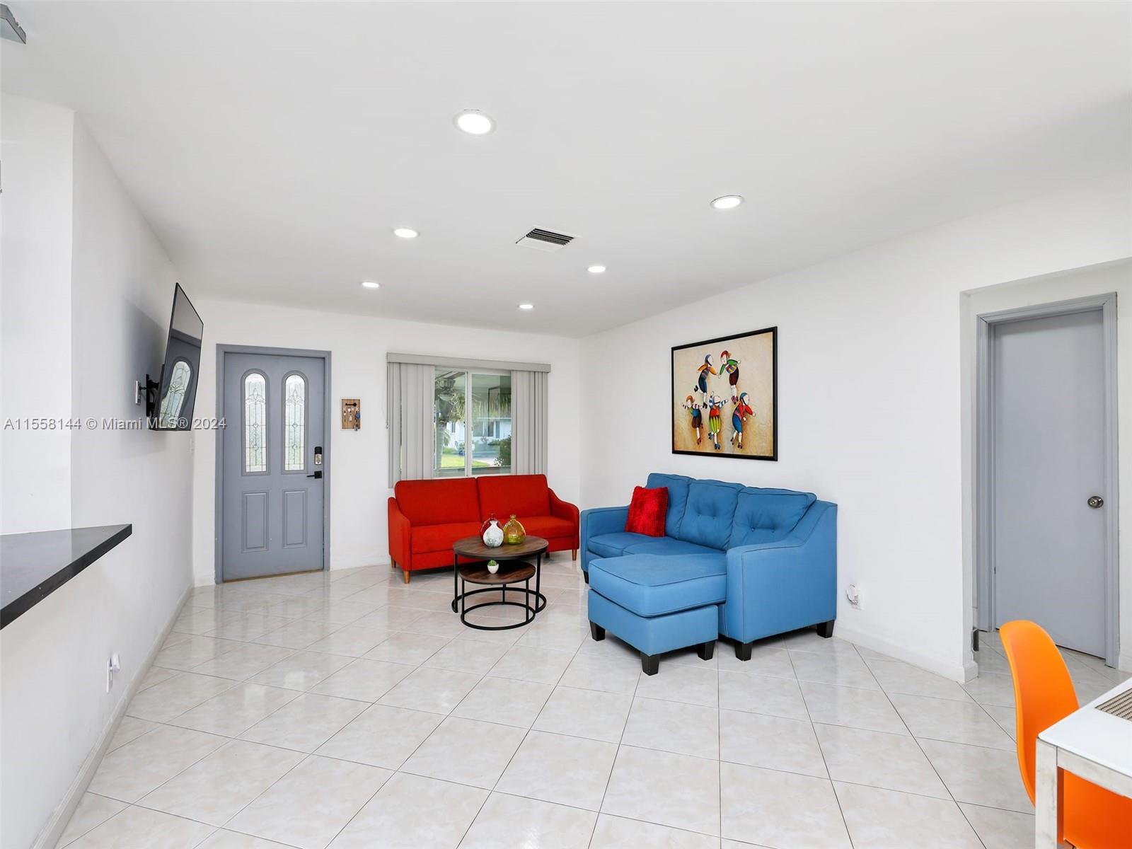 7005 NW 95th Ave, Tamarac, Florida 33321, 3 Bedrooms Bedrooms, ,2 BathroomsBathrooms,Residential,For Sale,7005 NW 95th Ave,A11558144