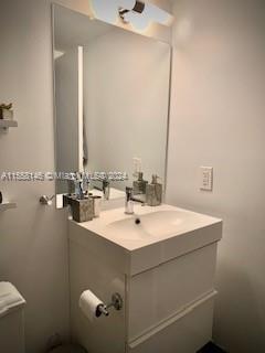 1228 West Ave 511, Miami Beach, Florida 33139, 1 Bedroom Bedrooms, ,1 BathroomBathrooms,Residentiallease,For Rent,1228 West Ave 511,A11558146