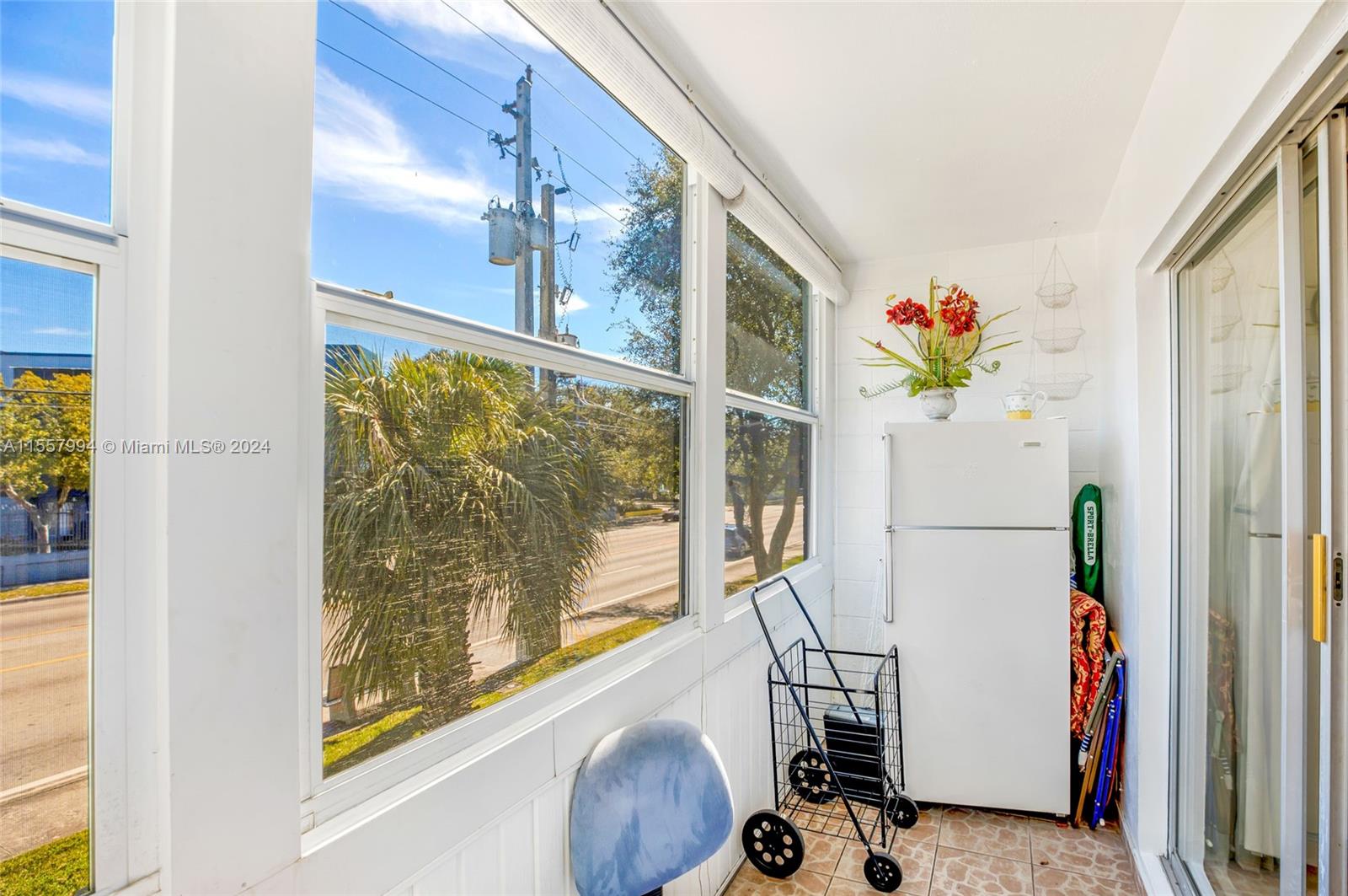 15600 NE 6th Ave 16B, Miami, Florida 33162, 1 Bedroom Bedrooms, ,1 BathroomBathrooms,Residential,For Sale,15600 NE 6th Ave 16B,A11557994