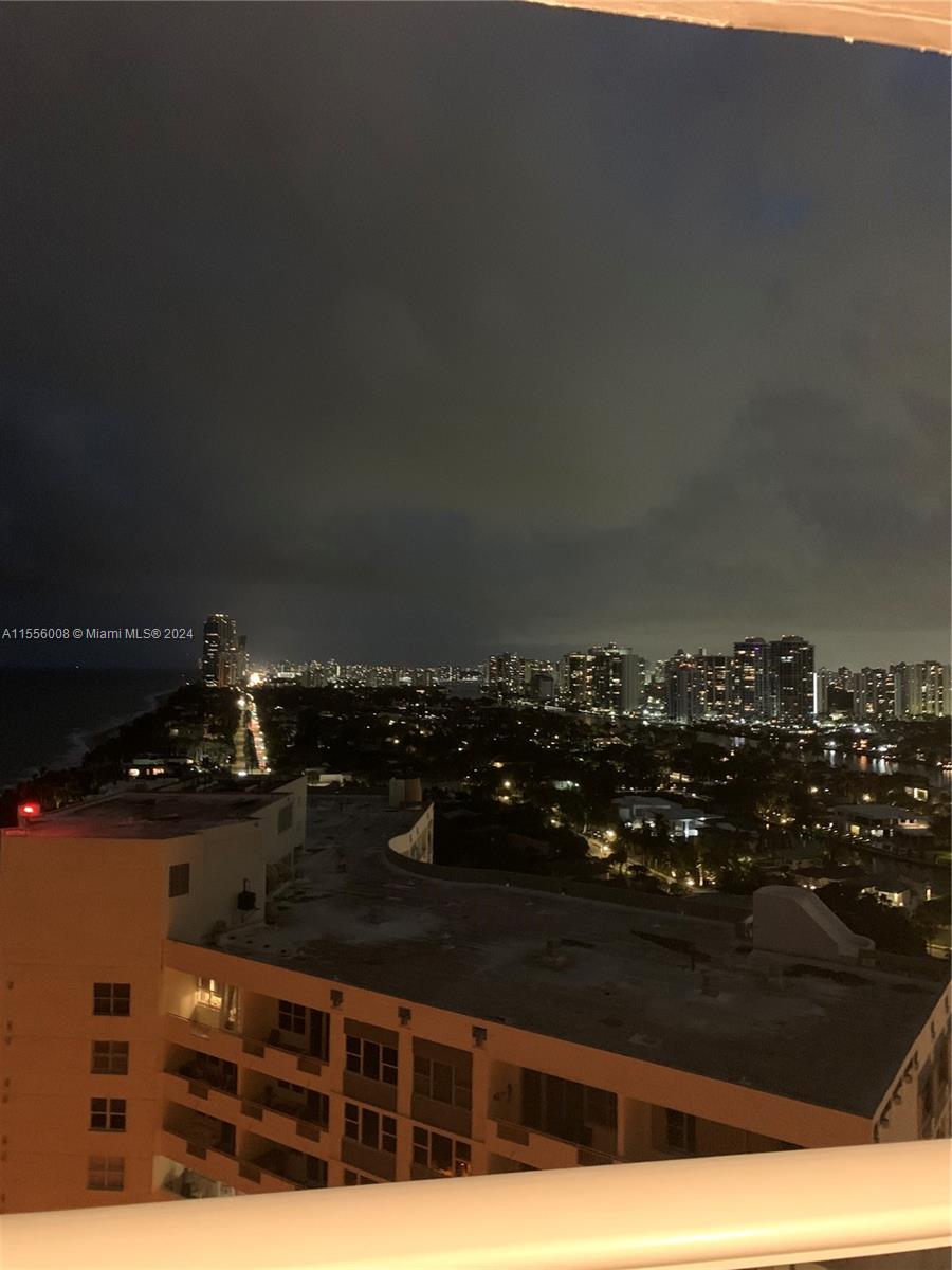 3140 S Ocean Dr 2303, Hallandale Beach, Florida 33009, 1 Bedroom Bedrooms, ,1 BathroomBathrooms,Residential,For Sale,3140 S Ocean Dr 2303,A11556008