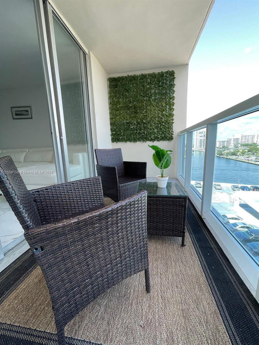 3800 S Ocean Dr 803, Hollywood, Florida 33019, 1 Bedroom Bedrooms, ,1 BathroomBathrooms,Residentiallease,For Rent,3800 S Ocean Dr 803,A11558156