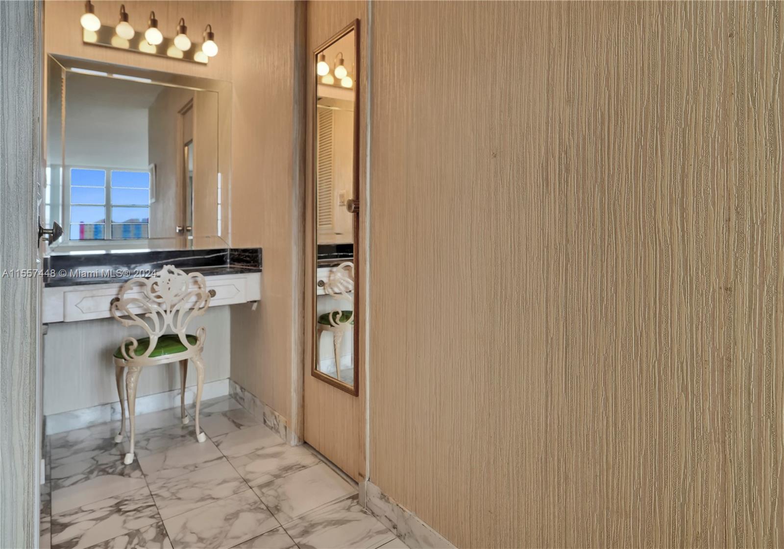250 174th St 1919, Sunny Isles Beach, Florida 33160, 2 Bedrooms Bedrooms, ,2 BathroomsBathrooms,Residential,For Sale,250 174th St 1919,A11557448