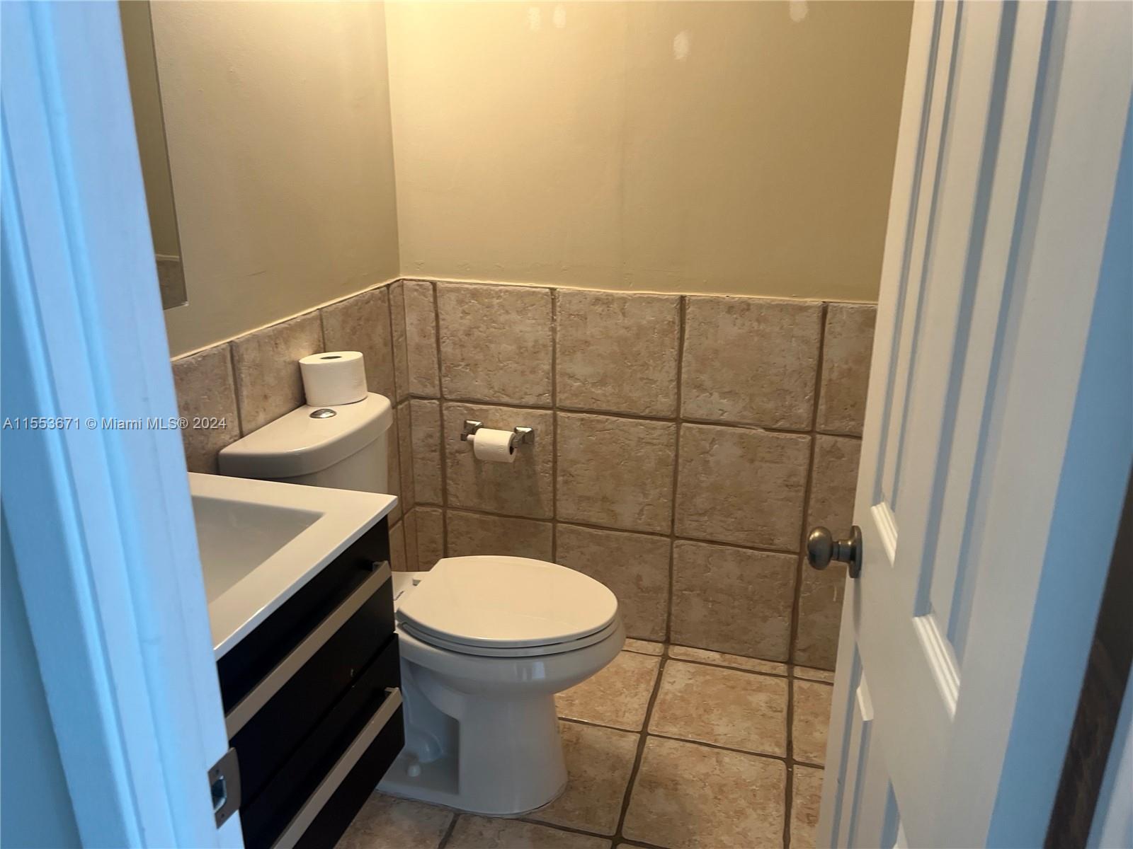 600 NE 36th St 1809, Miami, Florida 33137, 1 Bedroom Bedrooms, ,1 BathroomBathrooms,Residential,For Sale,600 NE 36th St 1809,A11553671