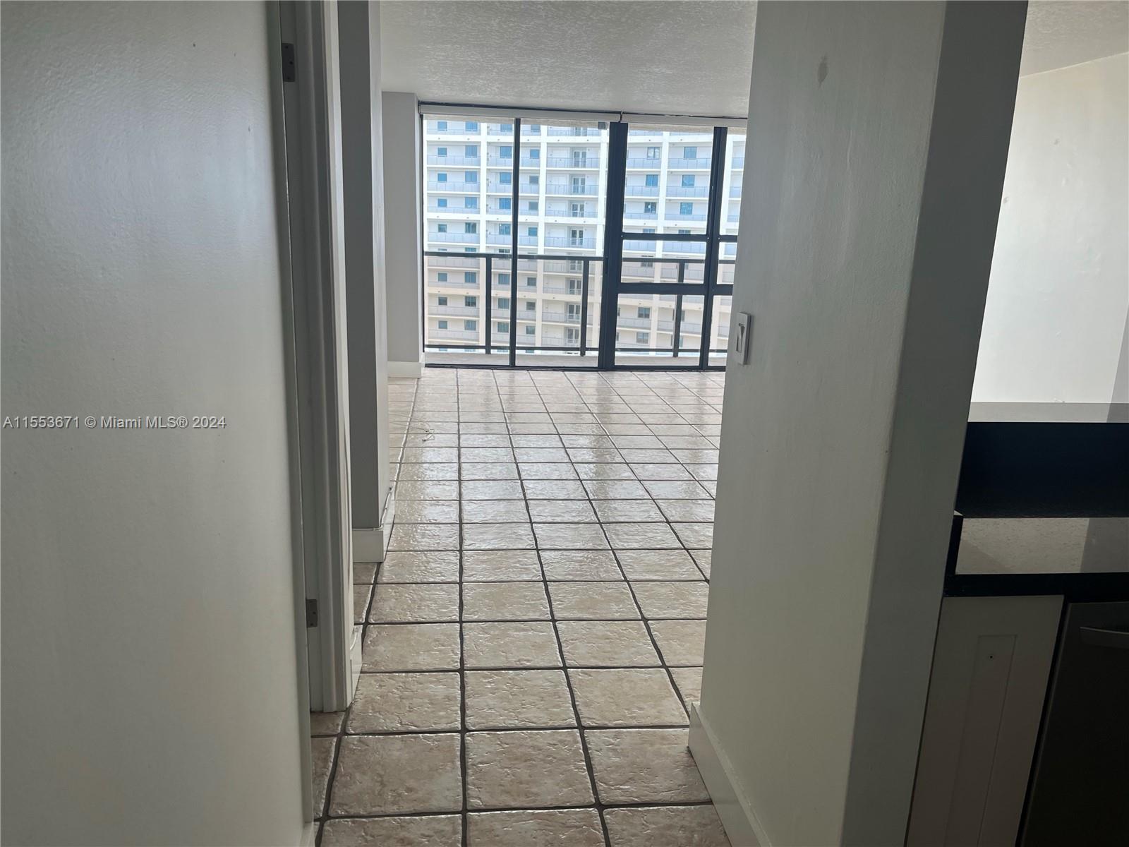 600 NE 36th St 1809, Miami, Florida 33137, 1 Bedroom Bedrooms, ,1 BathroomBathrooms,Residential,For Sale,600 NE 36th St 1809,A11553671