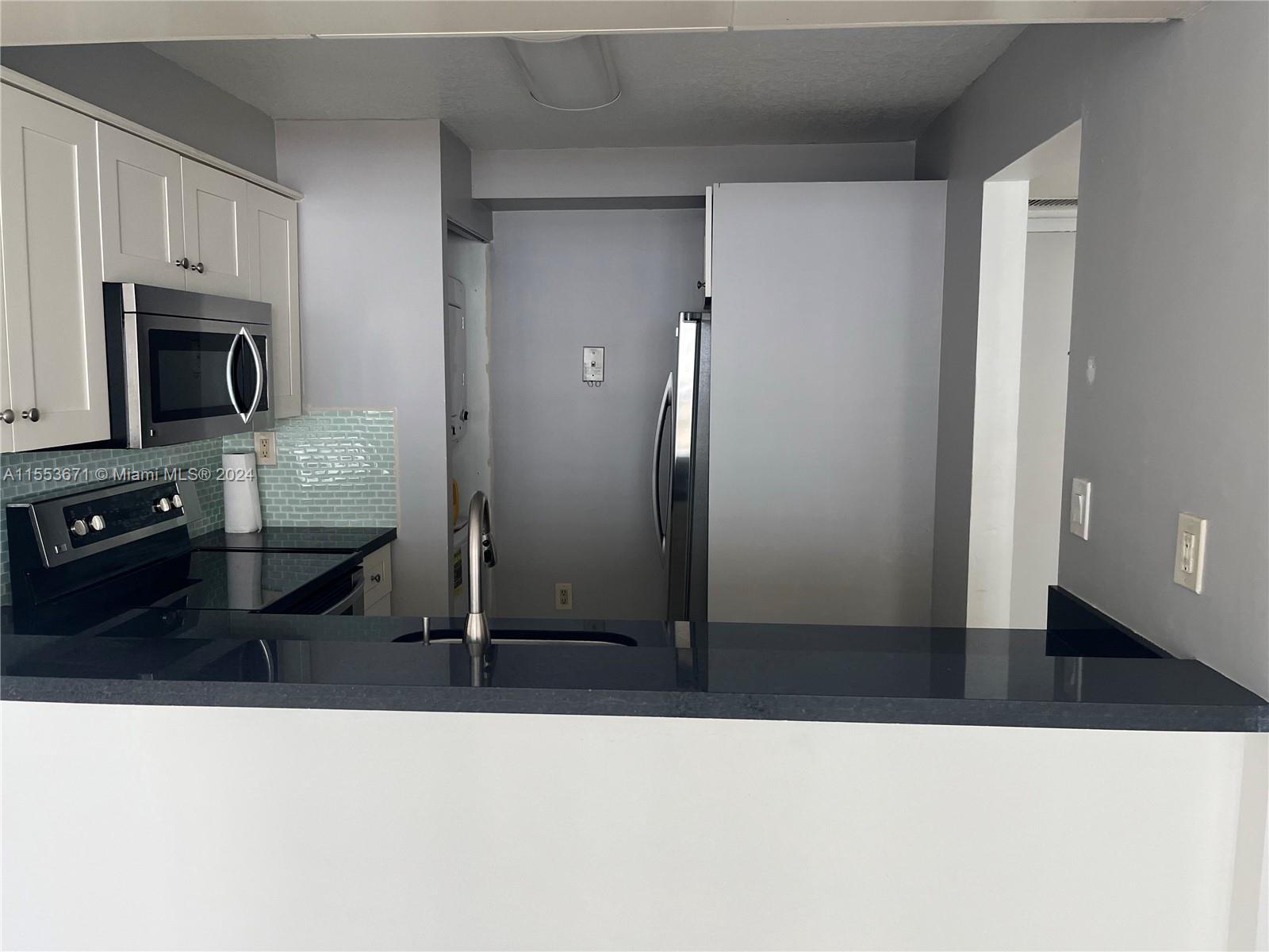 600 NE 36th St 1809, Miami, Florida 33137, 1 Bedroom Bedrooms, ,1 BathroomBathrooms,Residential,For Sale,600 NE 36th St 1809,A11553671