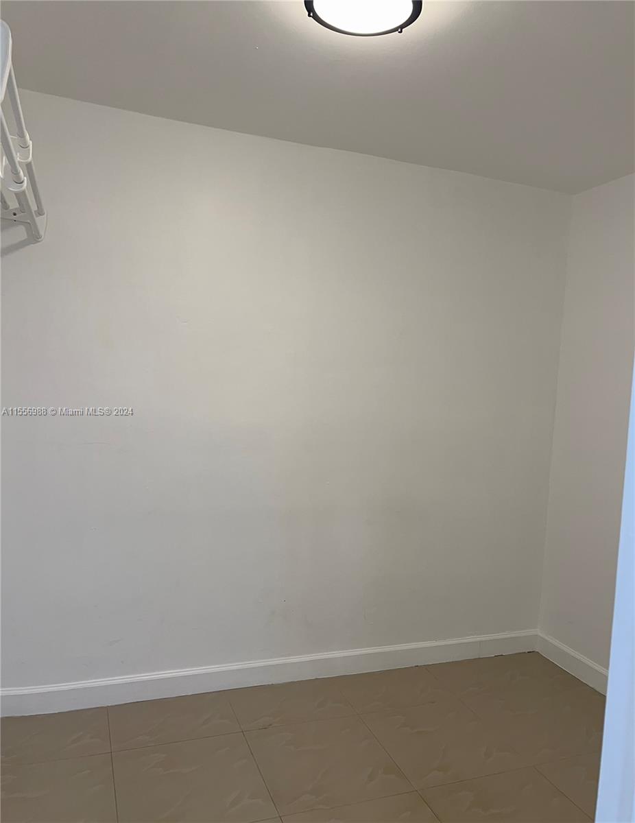 9365 Fontainebleau Blvd E214, Miami, Florida 33172, 2 Bedrooms Bedrooms, ,1 BathroomBathrooms,Residentiallease,For Rent,9365 Fontainebleau Blvd E214,A11556988