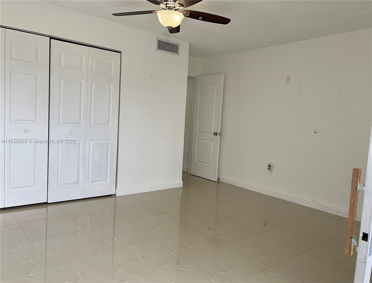 9365 Fontainebleau Blvd E214, Miami, Florida 33172, 2 Bedrooms Bedrooms, ,1 BathroomBathrooms,Residentiallease,For Rent,9365 Fontainebleau Blvd E214,A11556988