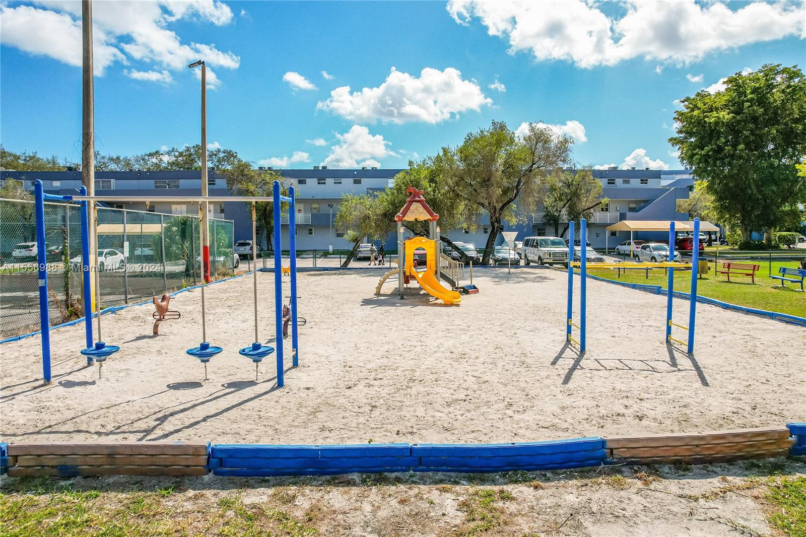 9365 Fontainebleau Blvd E214, Miami, Florida 33172, 2 Bedrooms Bedrooms, ,1 BathroomBathrooms,Residentiallease,For Rent,9365 Fontainebleau Blvd E214,A11556988