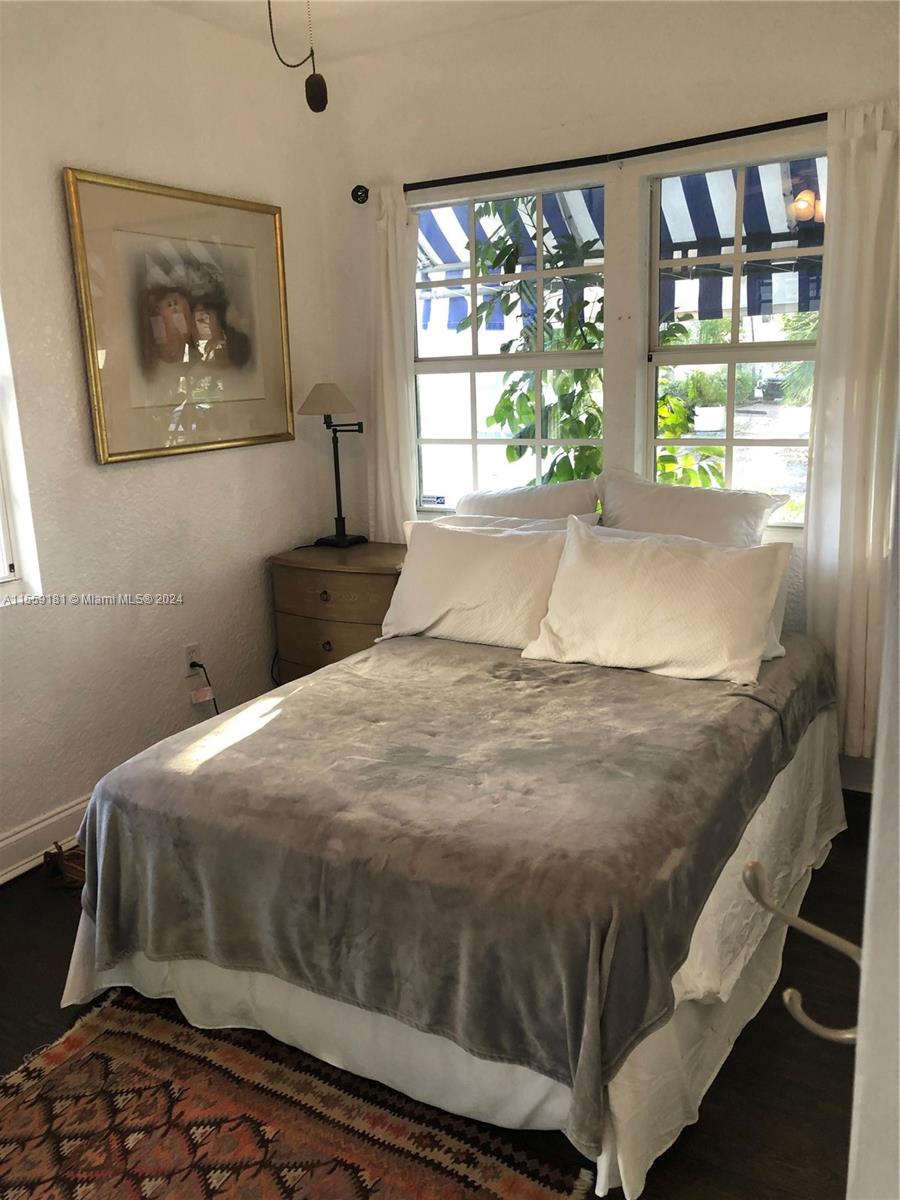 652 NE 77th St 1, Miami, Florida 33138, 1 Bedroom Bedrooms, ,2 BathroomsBathrooms,Residentiallease,For Rent,652 NE 77th St 1,A11559181