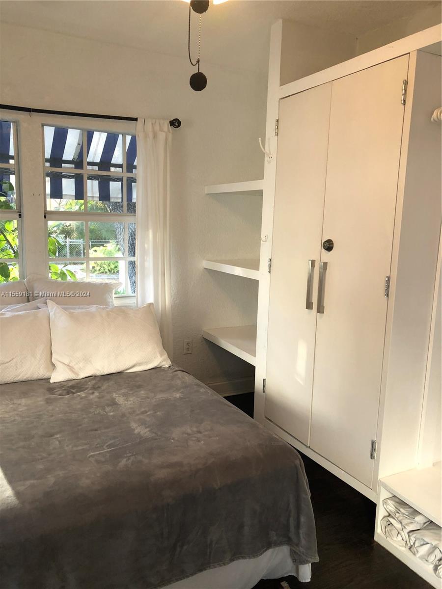 652 NE 77th St 1, Miami, Florida 33138, 1 Bedroom Bedrooms, ,2 BathroomsBathrooms,Residentiallease,For Rent,652 NE 77th St 1,A11559181