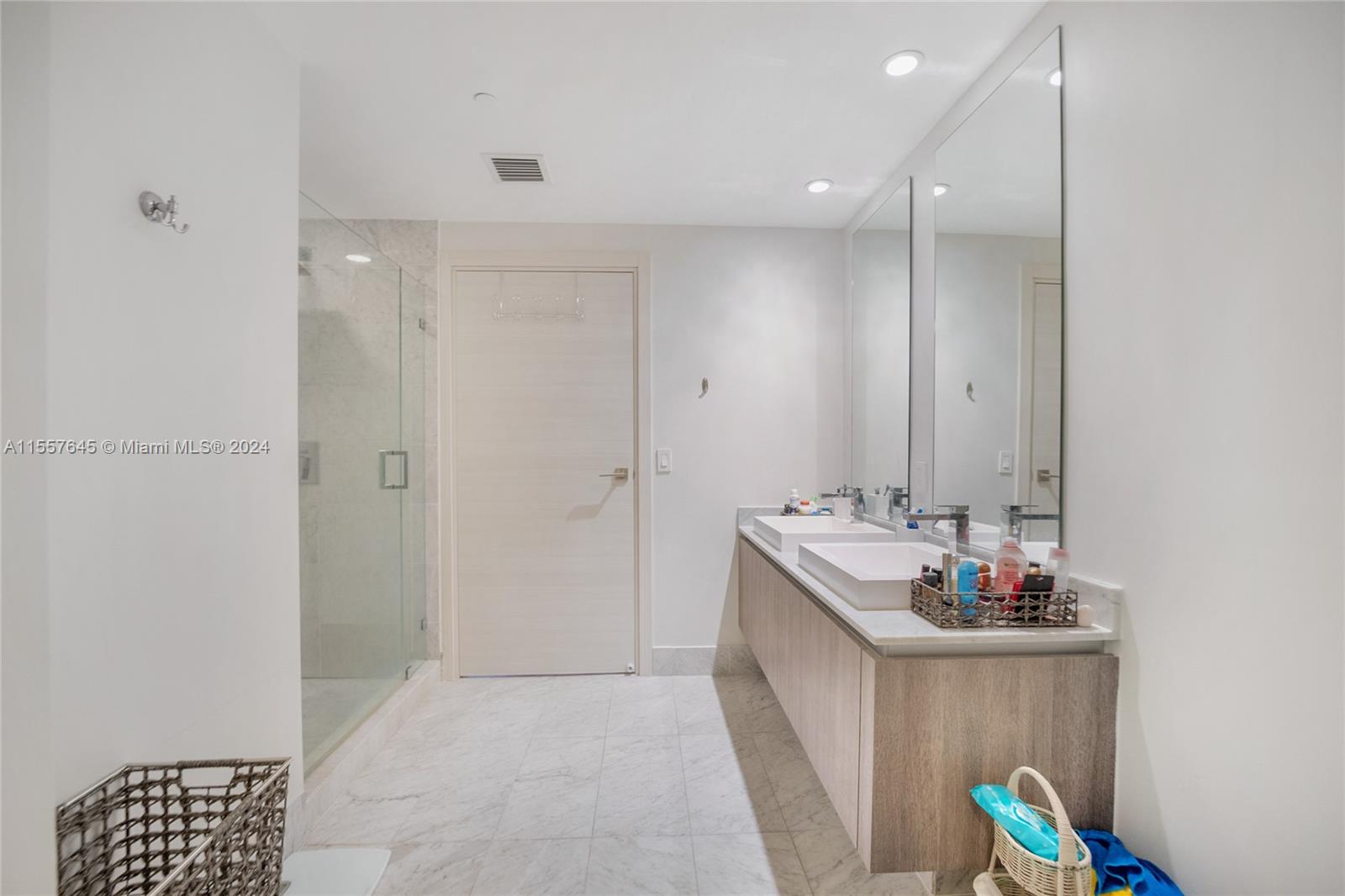 801 S Miami Ave 1907, Miami, Florida 33130, 1 Bedroom Bedrooms, ,2 BathroomsBathrooms,Residentiallease,For Rent,801 S Miami Ave 1907,A11557645
