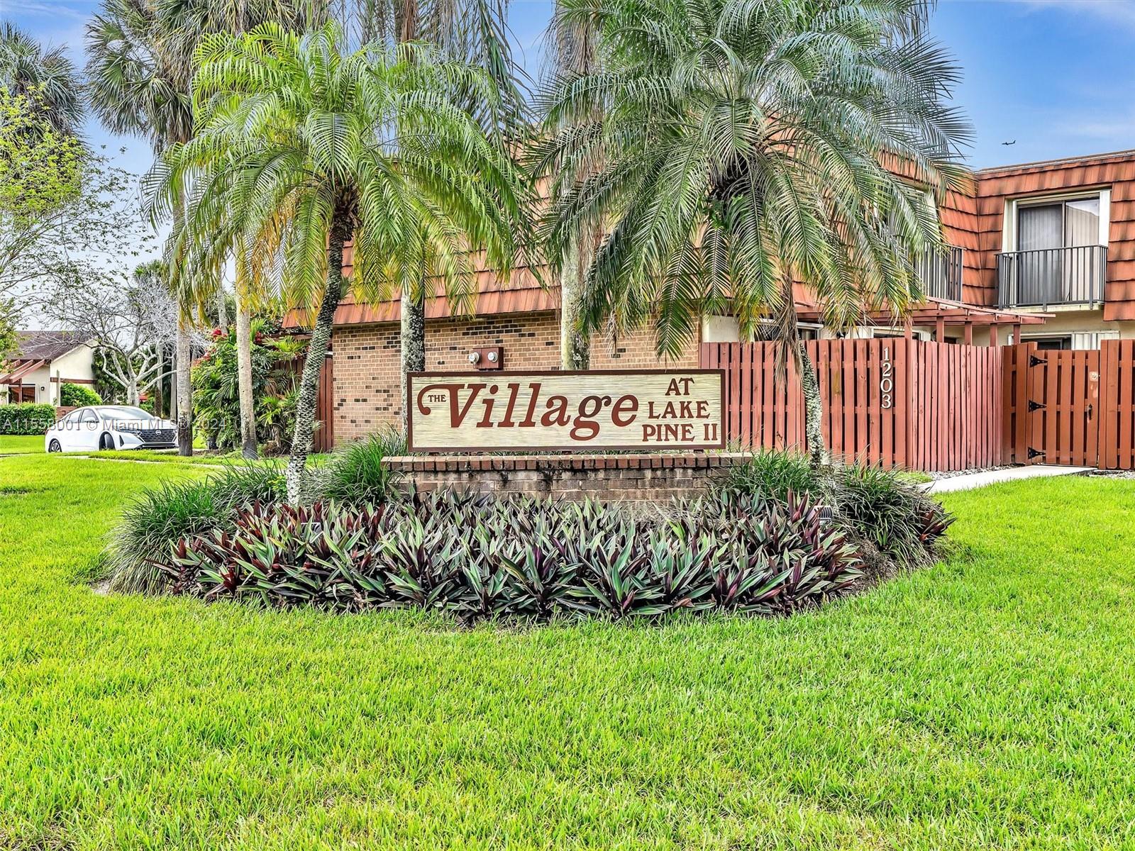 11887 SW 12th Pl #11887 For Sale A11558001, FL