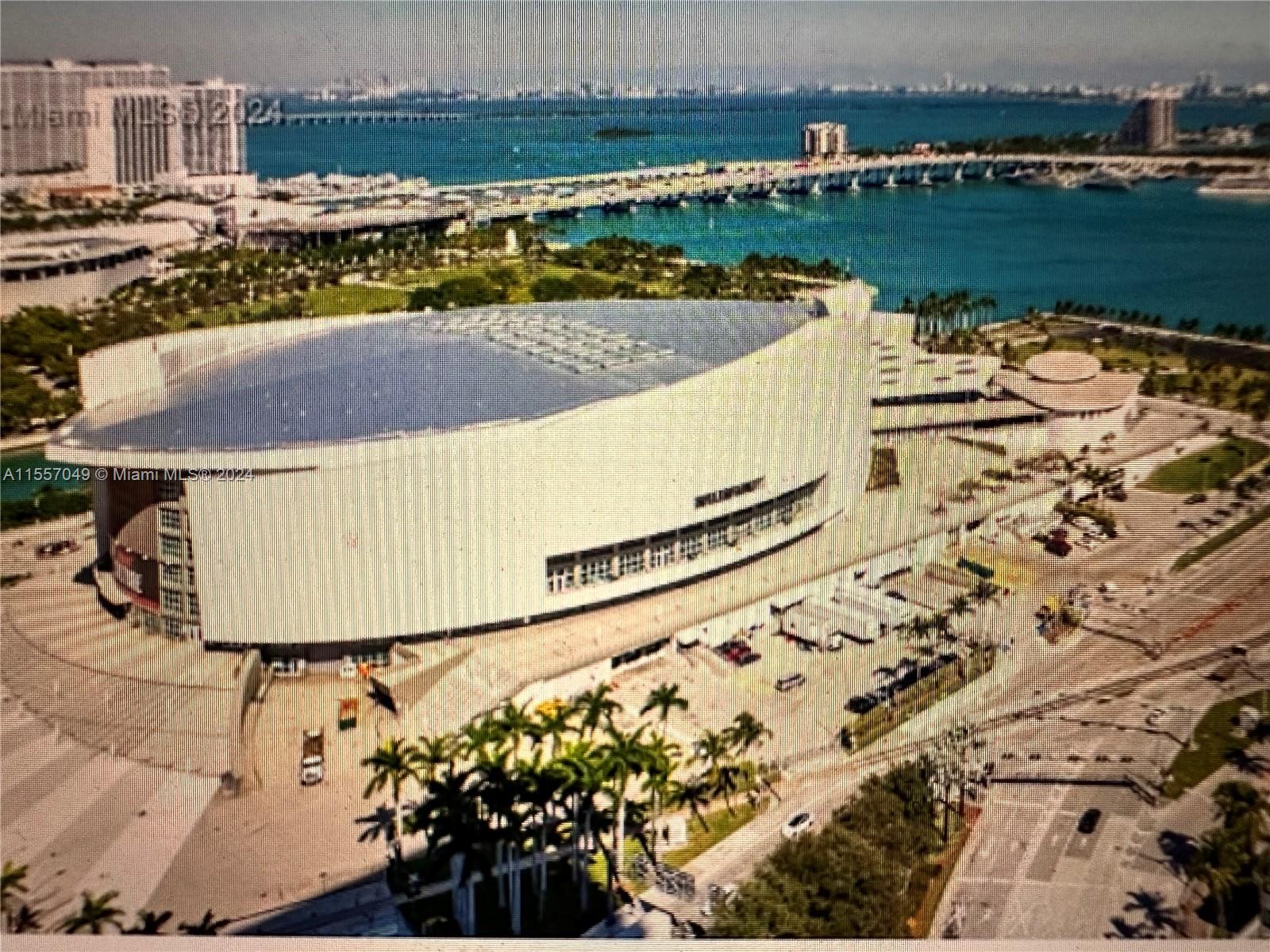 398 NE 5th St 1705, Miami, Florida 33132, 1 Bedroom Bedrooms, ,1 BathroomBathrooms,Residentiallease,For Rent,398 NE 5th St 1705,A11557049