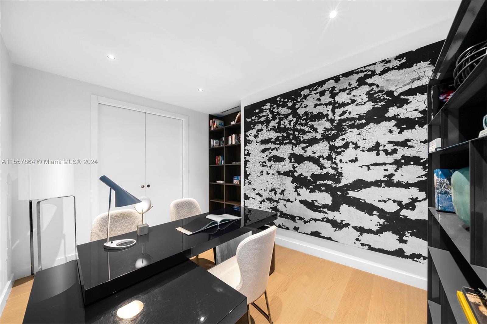 4701 N Meridian Ave LPH21, Miami Beach, Florida 33140, 3 Bedrooms Bedrooms, ,3 BathroomsBathrooms,Residential,For Sale,4701 N Meridian Ave LPH21,A11557864