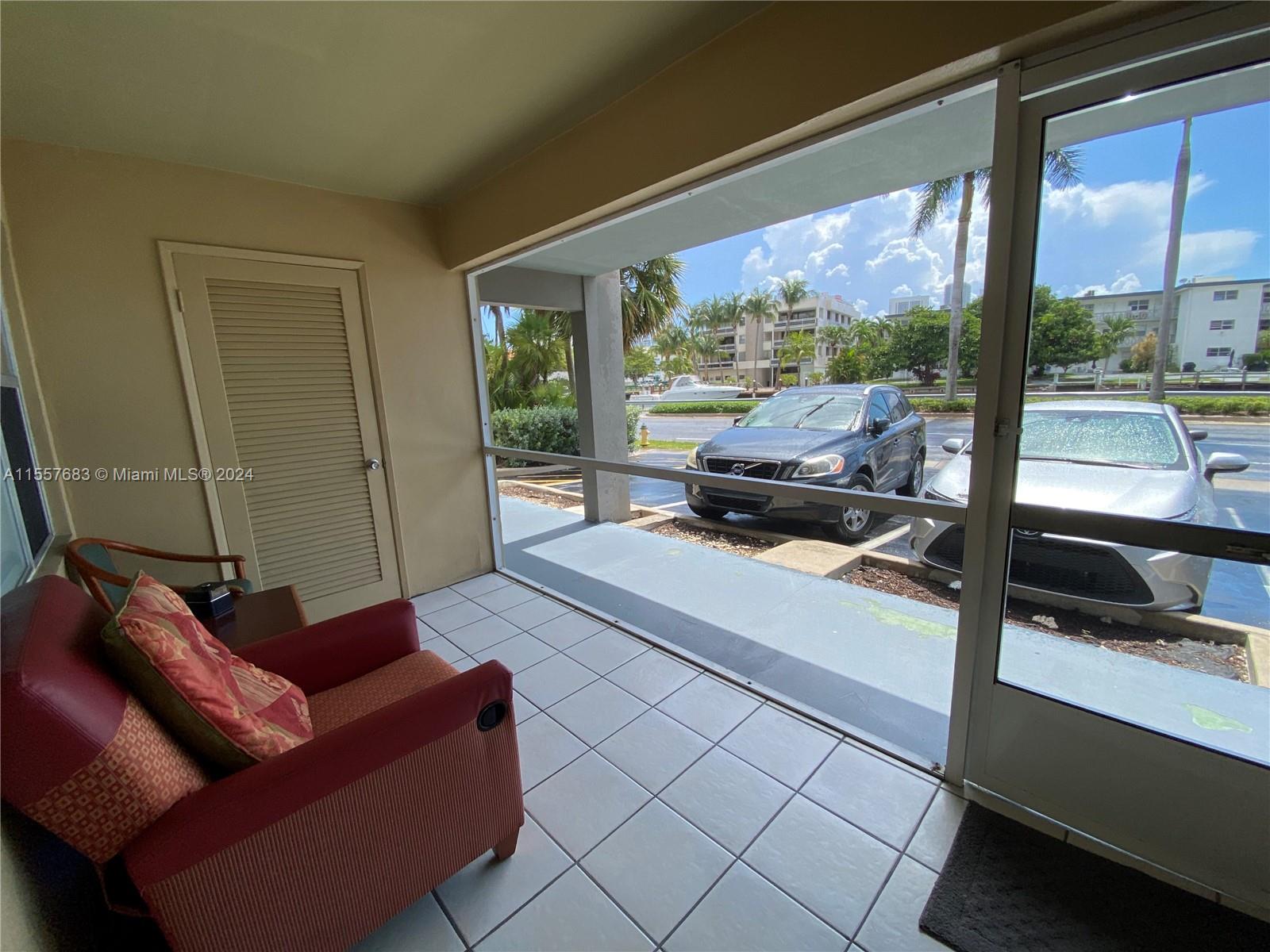 250 Layne Blvd 110, Hallandale Beach, Florida 33009, 2 Bedrooms Bedrooms, ,2 BathroomsBathrooms,Residential,For Sale,250 Layne Blvd 110,A11557683