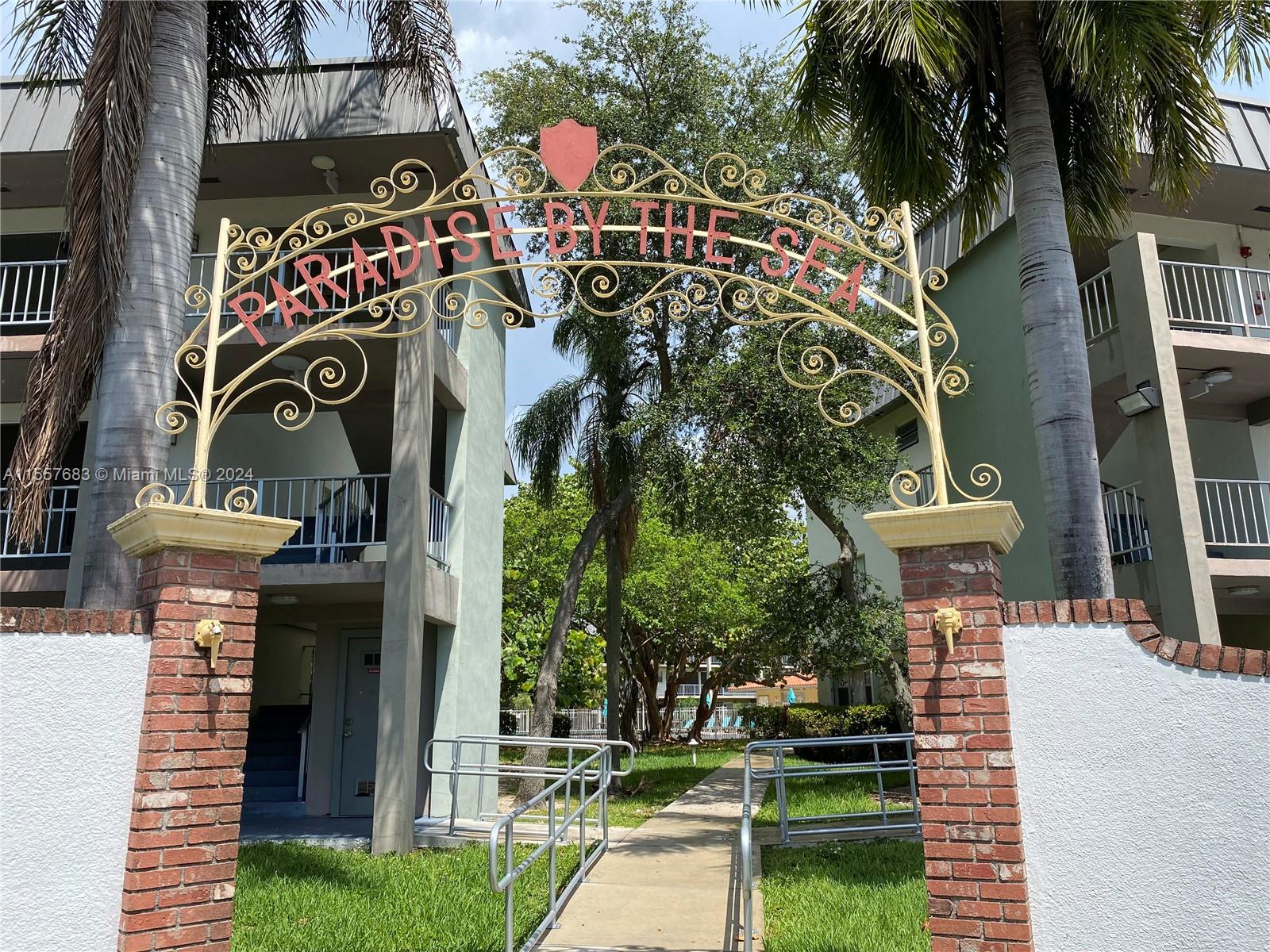 250 Layne Blvd 110, Hallandale Beach, Florida 33009, 2 Bedrooms Bedrooms, ,2 BathroomsBathrooms,Residential,For Sale,250 Layne Blvd 110,A11557683