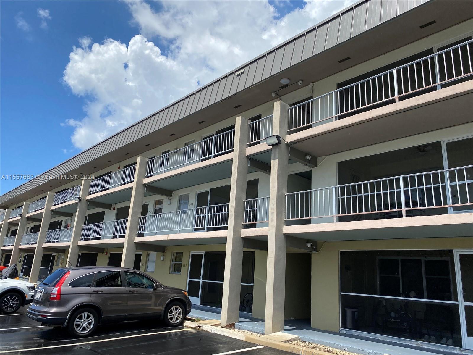 250 Layne Blvd 110, Hallandale Beach, Florida 33009, 2 Bedrooms Bedrooms, ,2 BathroomsBathrooms,Residential,For Sale,250 Layne Blvd 110,A11557683