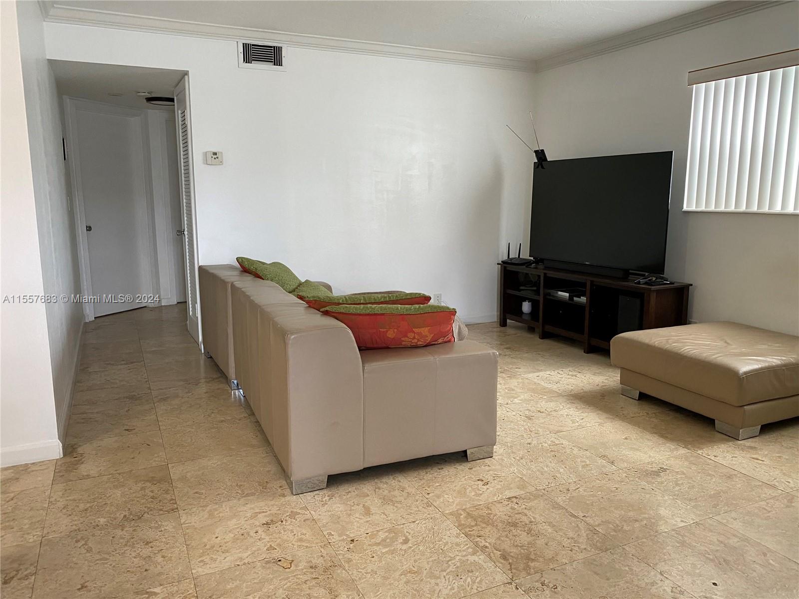 250 Layne Blvd 110, Hallandale Beach, Florida 33009, 2 Bedrooms Bedrooms, ,2 BathroomsBathrooms,Residential,For Sale,250 Layne Blvd 110,A11557683