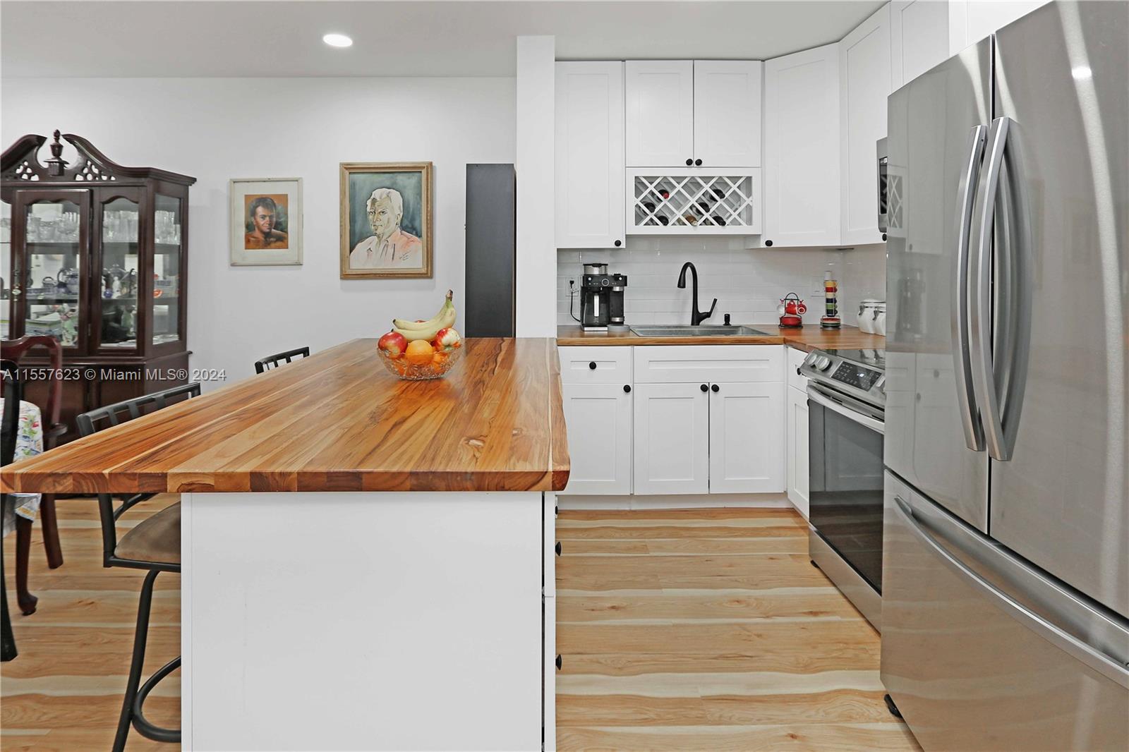 1520 Mckinley St 206E, Hollywood, Florida 33020, 1 Bedroom Bedrooms, ,1 BathroomBathrooms,Residential,For Sale,1520 Mckinley St 206E,A11557623