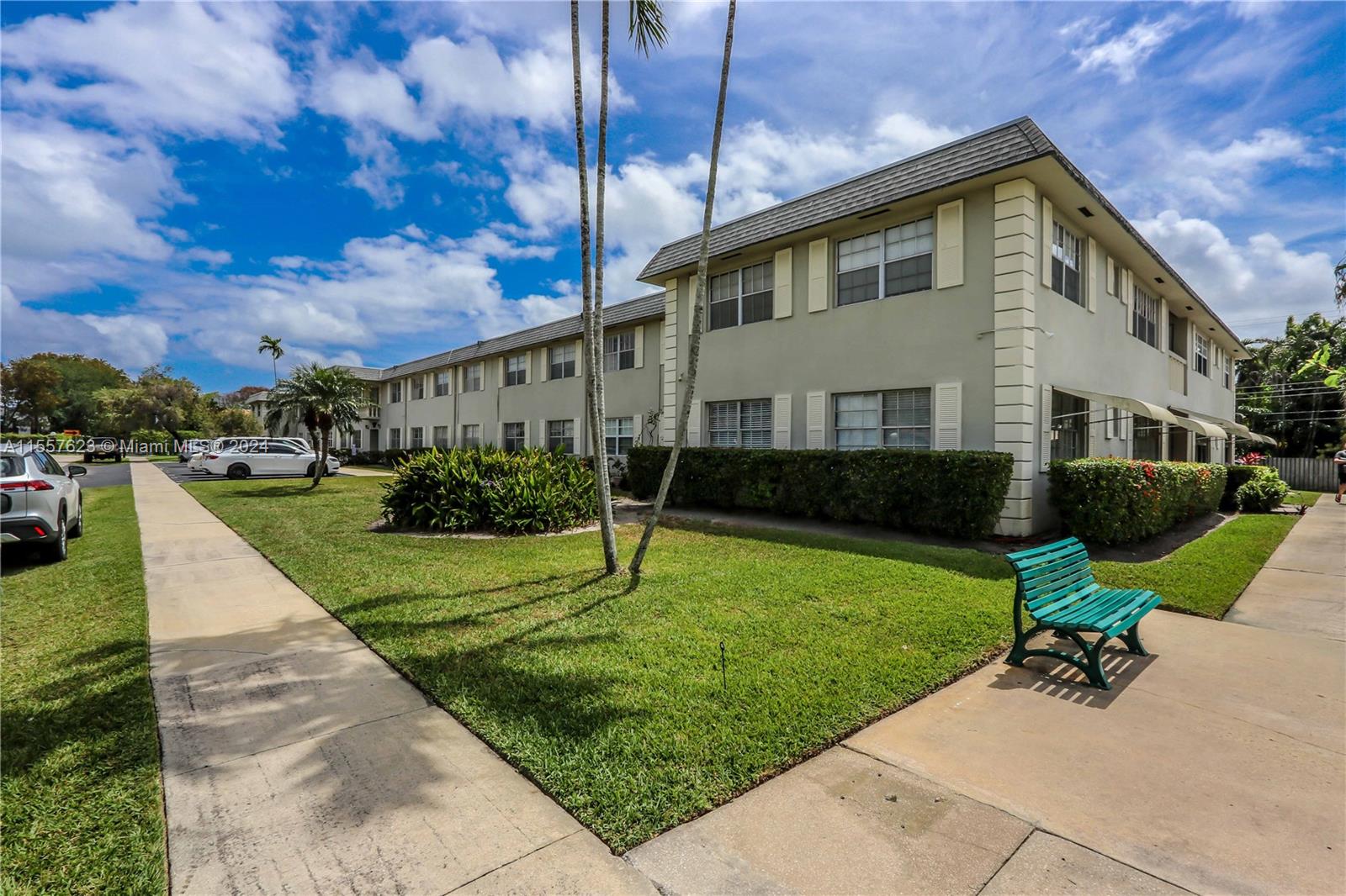 1520 Mckinley St 206E, Hollywood, Florida 33020, 1 Bedroom Bedrooms, ,1 BathroomBathrooms,Residential,For Sale,1520 Mckinley St 206E,A11557623