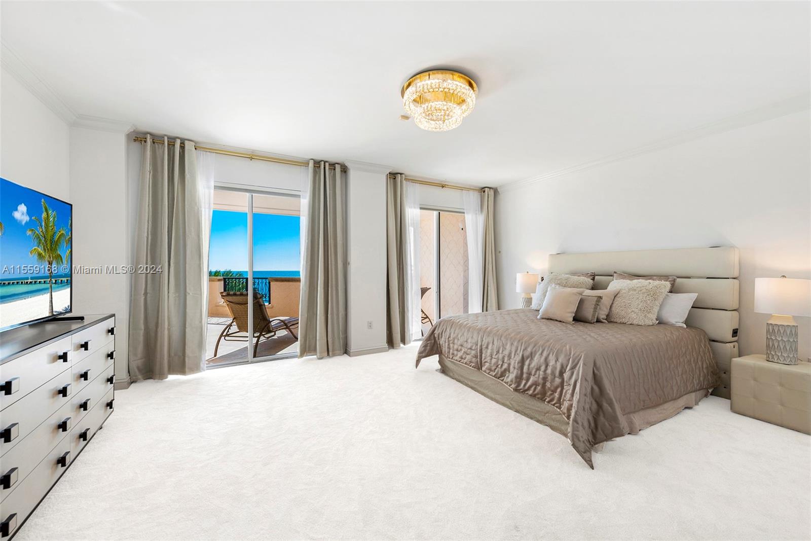 Miami Beach, Florida 33109, 3 Bedrooms Bedrooms, ,3 BathroomsBathrooms,Residentiallease,For Rent,A11559168
