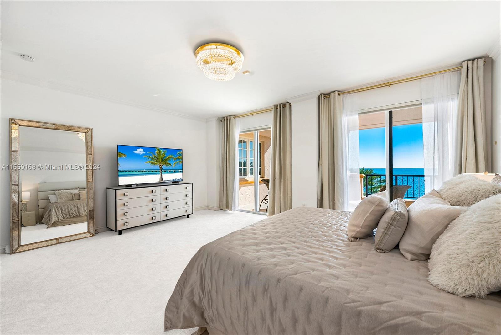 Miami Beach, Florida 33109, 3 Bedrooms Bedrooms, ,3 BathroomsBathrooms,Residentiallease,For Rent,A11559168