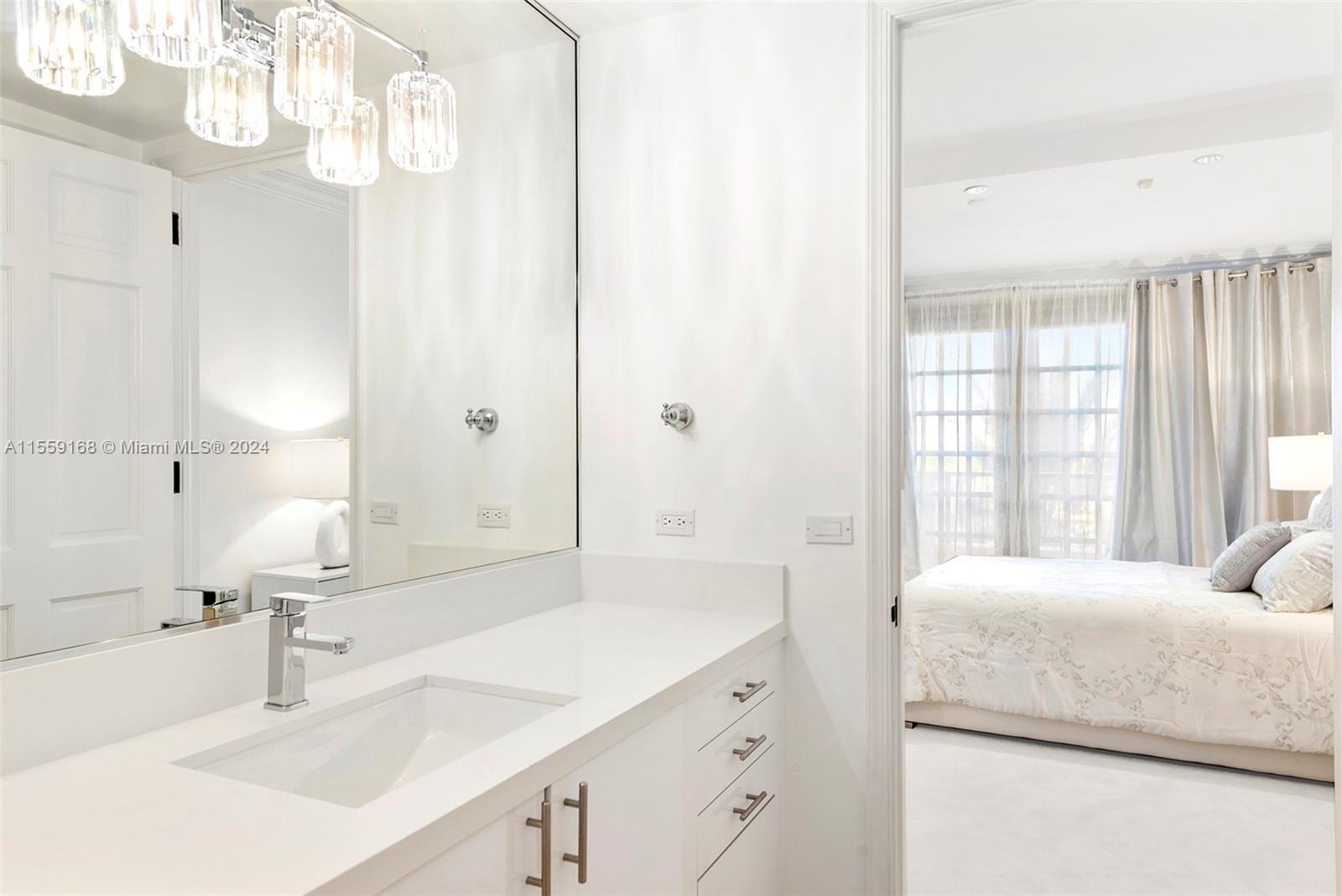 Miami Beach, Florida 33109, 3 Bedrooms Bedrooms, ,3 BathroomsBathrooms,Residentiallease,For Rent,A11559168