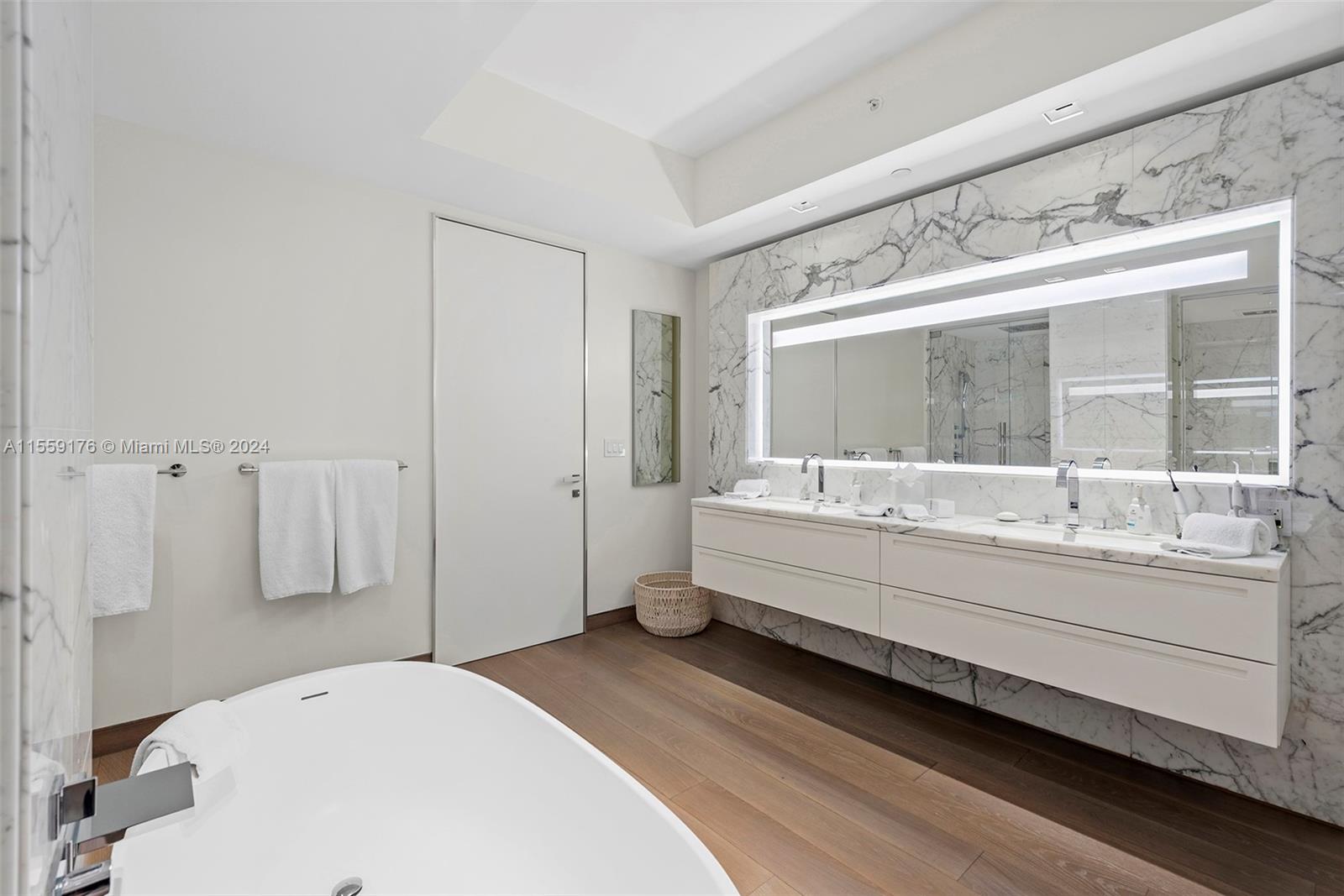 7055 Fisher Island Dr 7055, Miami Beach, Florida 33109, 3 Bedrooms Bedrooms, ,3 BathroomsBathrooms,Residentiallease,For Rent,7055 Fisher Island Dr 7055,A11559176
