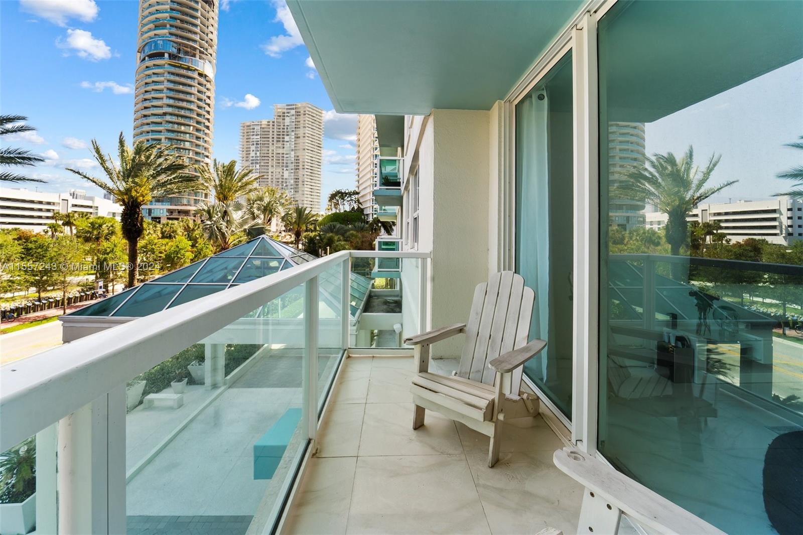 650 West Ave 306, Miami Beach, Florida 33139, 1 Bedroom Bedrooms, ,1 BathroomBathrooms,Residential,For Sale,650 West Ave 306,A11557243