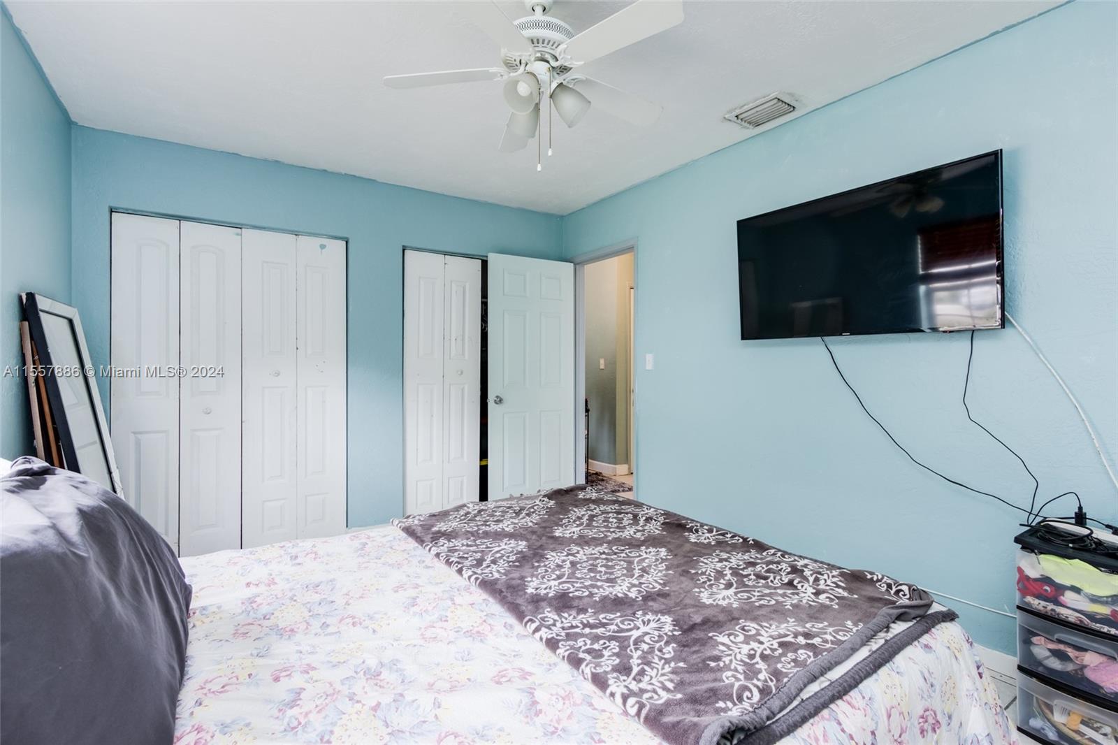 919 NE 4th Ct, Hallandale Beach, Florida 33009, 2 Bedrooms Bedrooms, ,1 BathroomBathrooms,Residential,For Sale,919 NE 4th Ct,A11557886