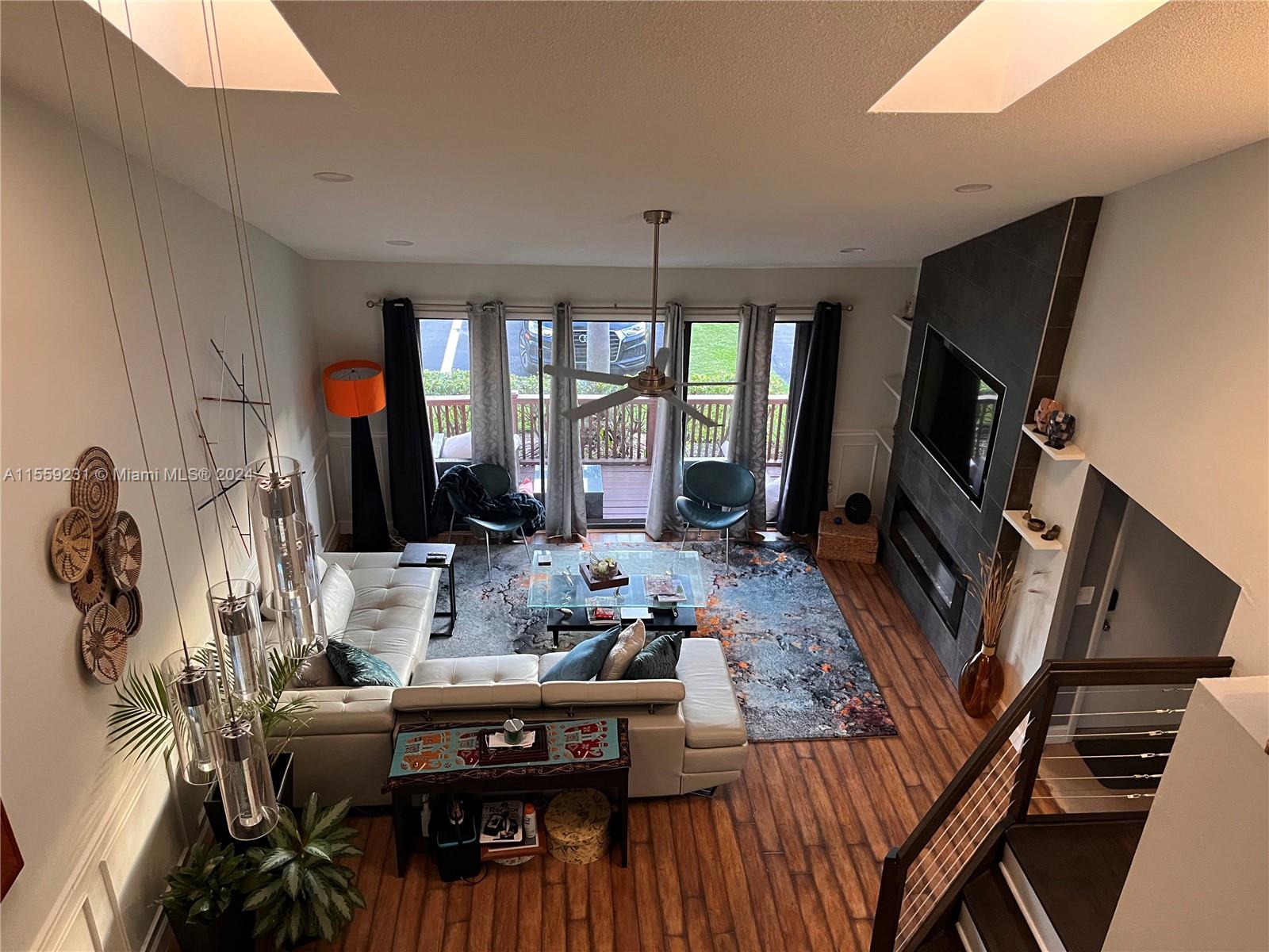 474 SE 11th Ter 474, Dania Beach, Florida 33004, 2 Bedrooms Bedrooms, ,2 BathroomsBathrooms,Residentiallease,For Rent,474 SE 11th Ter 474,A11559231