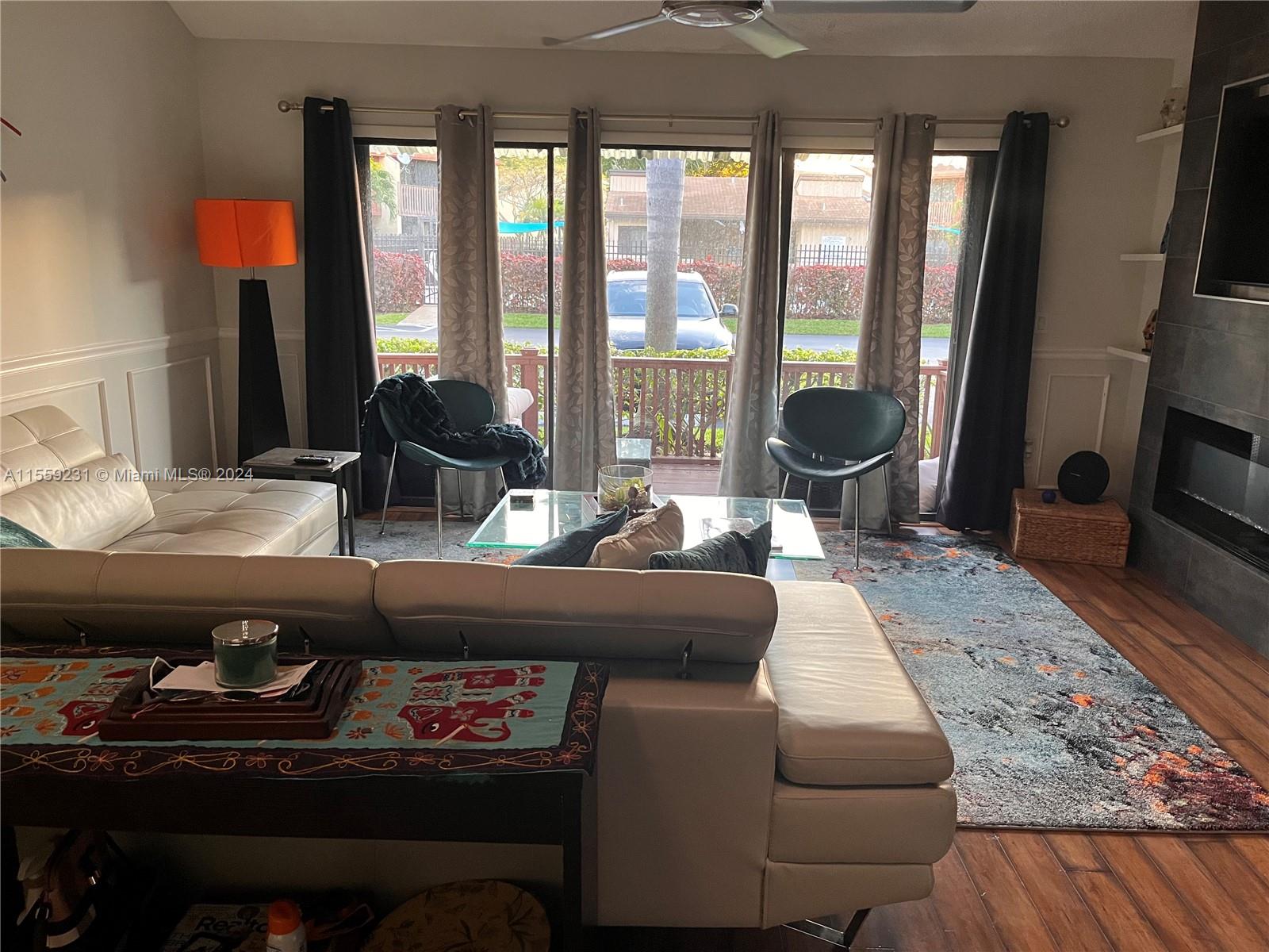 474 SE 11th Ter 474, Dania Beach, Florida 33004, 2 Bedrooms Bedrooms, ,2 BathroomsBathrooms,Residentiallease,For Rent,474 SE 11th Ter 474,A11559231