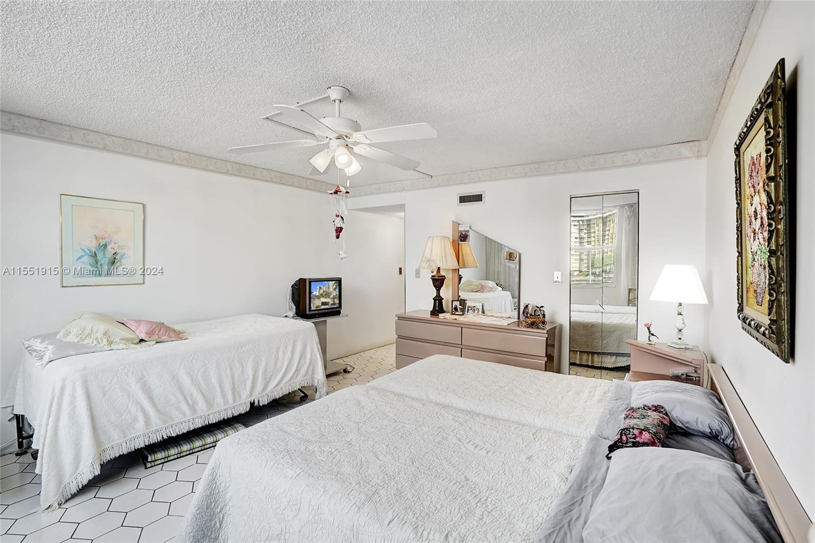1865 S Ocean Dr 3K, Hallandale Beach, Florida 33009, 1 Bedroom Bedrooms, ,2 BathroomsBathrooms,Residential,For Sale,1865 S Ocean Dr 3K,A11551915