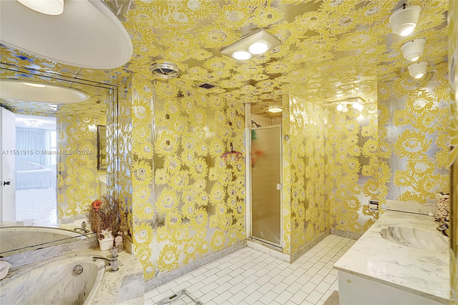 1865 S Ocean Dr 3K, Hallandale Beach, Florida 33009, 1 Bedroom Bedrooms, ,2 BathroomsBathrooms,Residential,For Sale,1865 S Ocean Dr 3K,A11551915