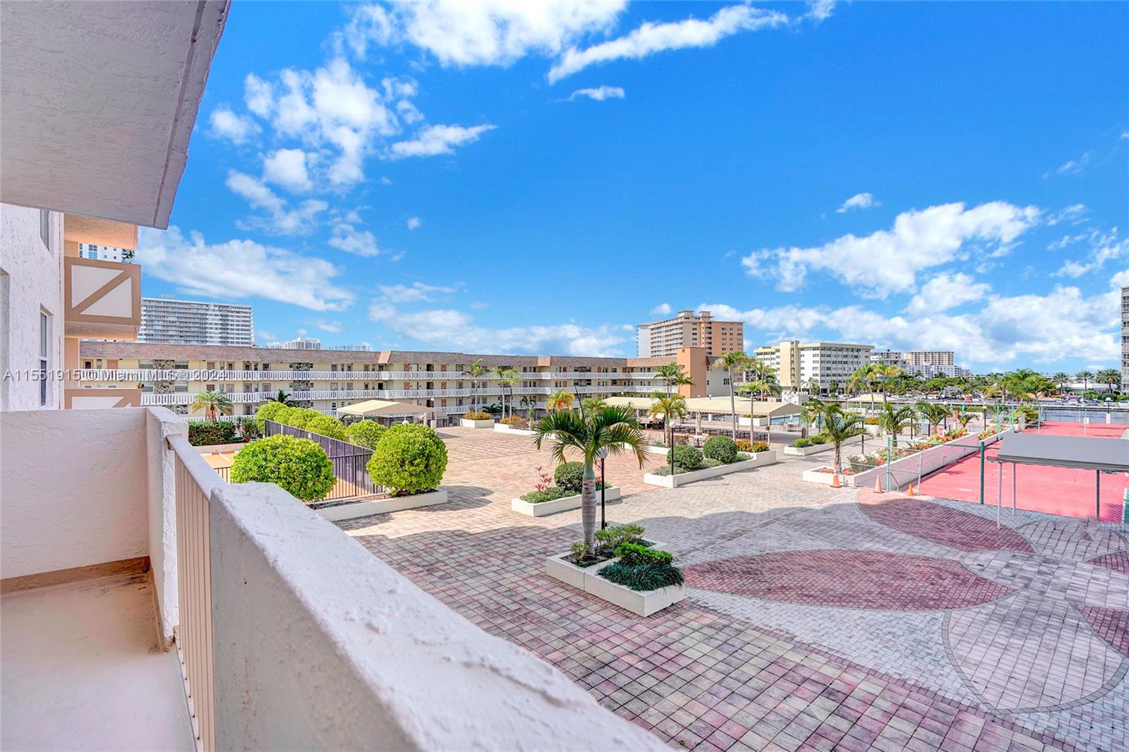 1865 S Ocean Dr 3K, Hallandale Beach, Florida 33009, 1 Bedroom Bedrooms, ,2 BathroomsBathrooms,Residential,For Sale,1865 S Ocean Dr 3K,A11551915